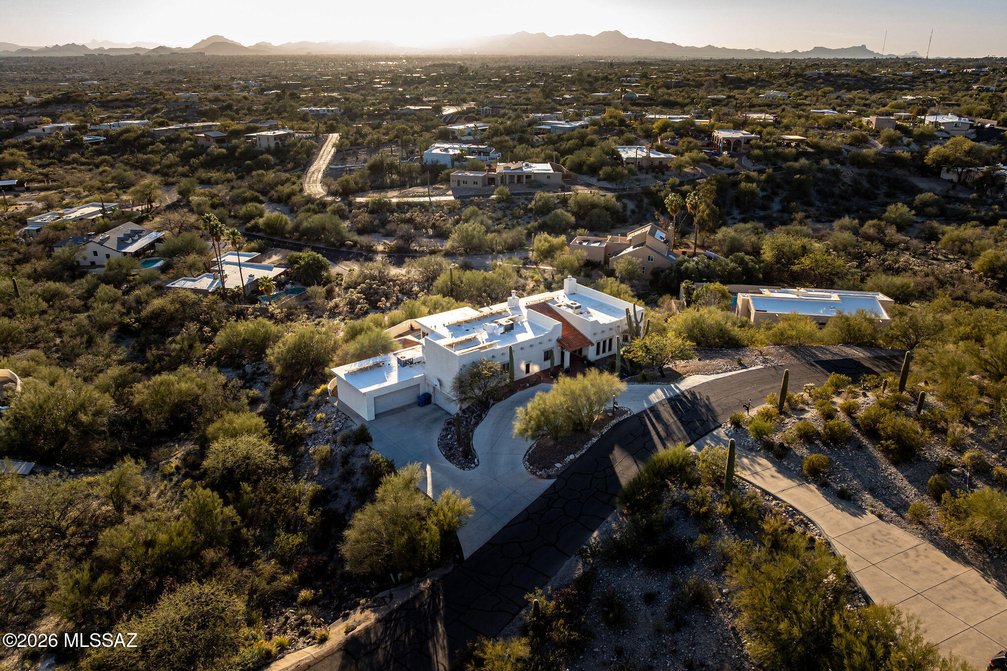 5738 E Camino Del Celador