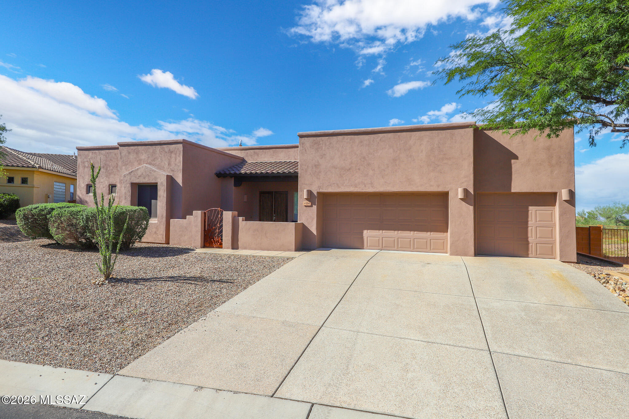 17040 S Vanilla Orchid Drive