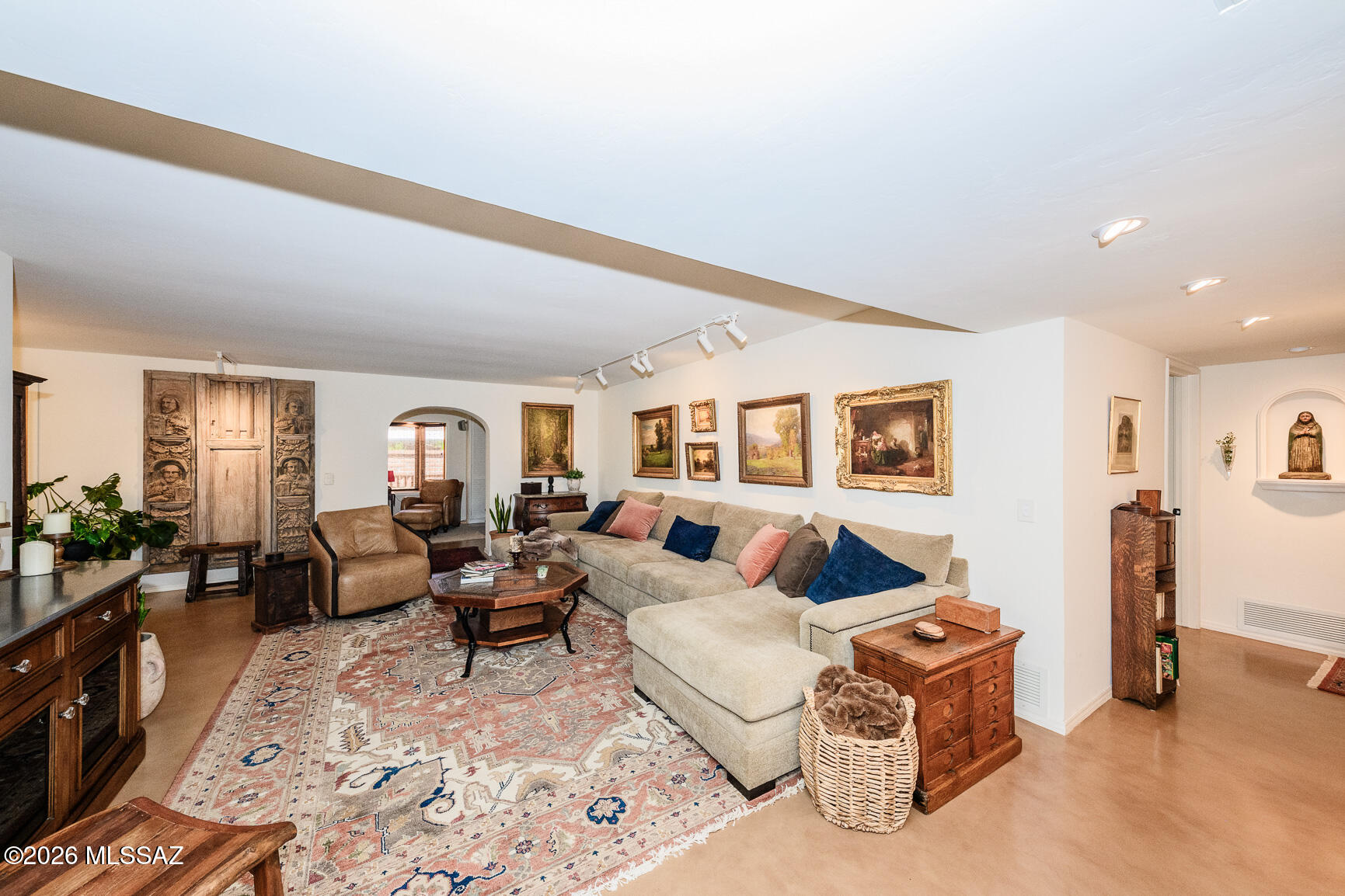 6315 N Calle Del Caballo