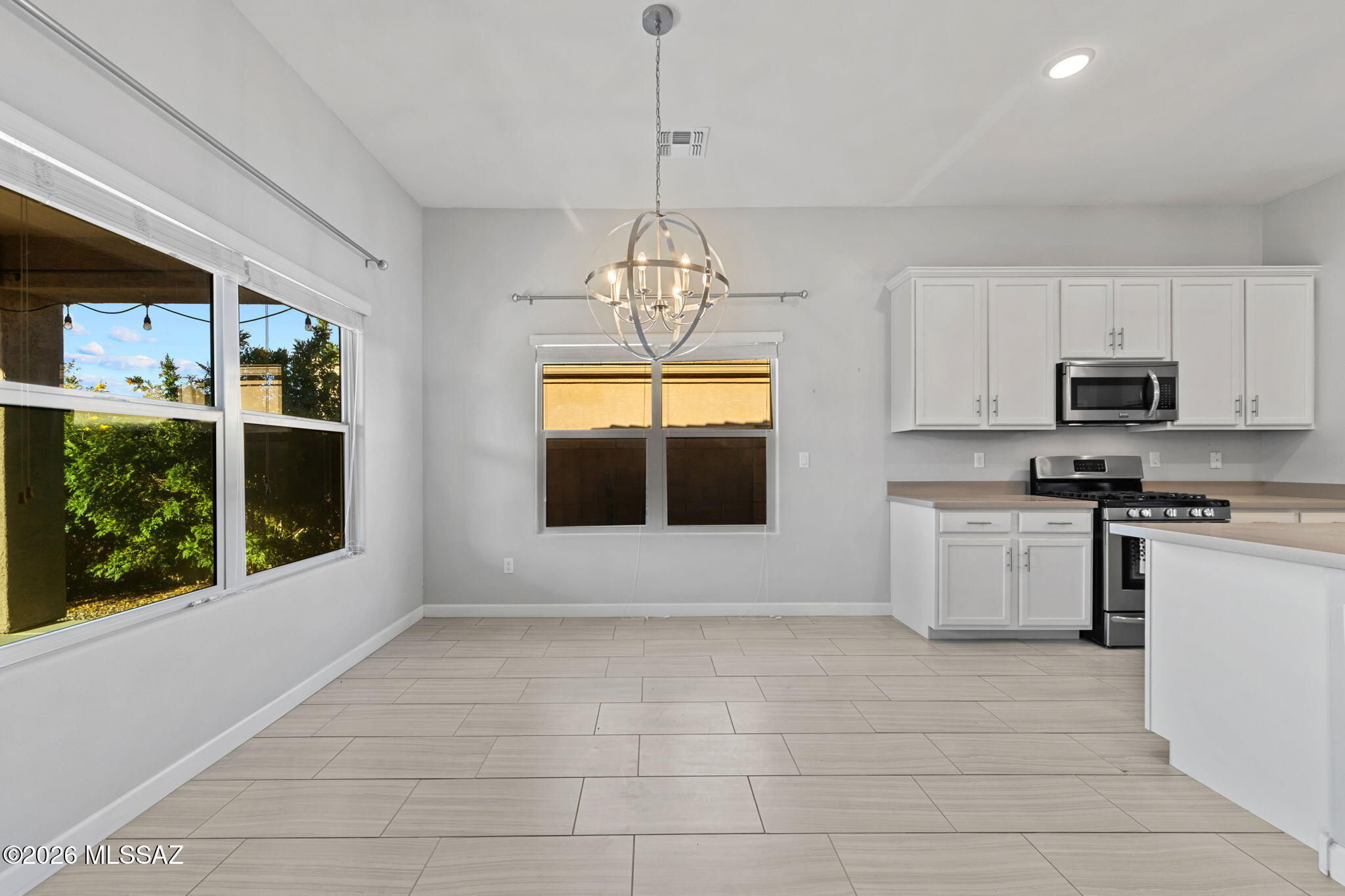Saguaro Bloom 7B - Residential
