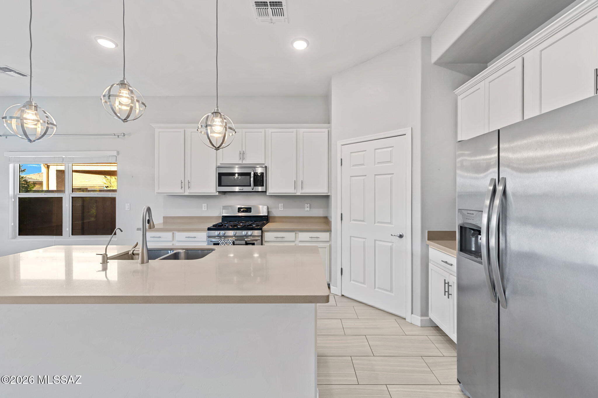 Saguaro Bloom 7B - Residential