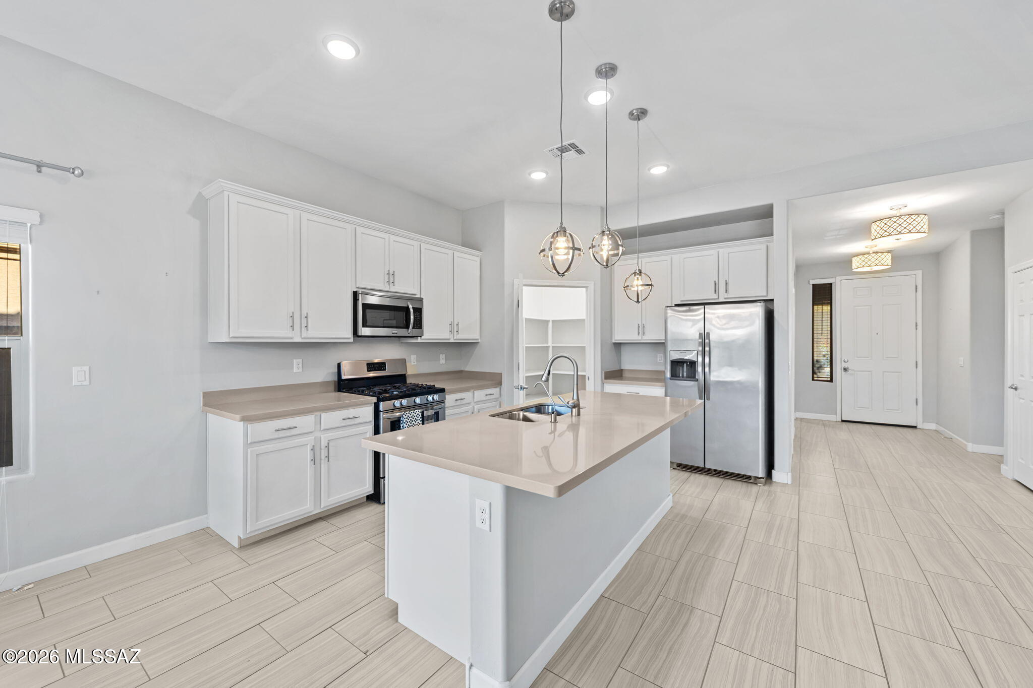 Saguaro Bloom 7B - Residential