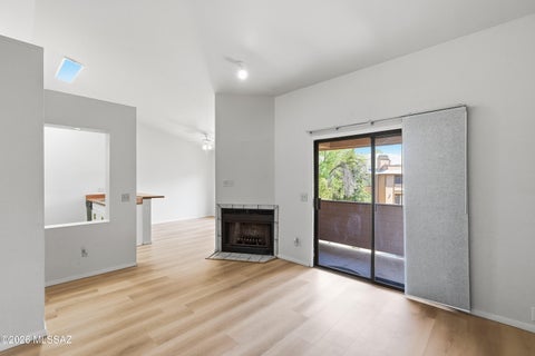 Photo of 1710 W Park Wood Lane #177, Tucson, AZ 85746 (MLS # 22620155)