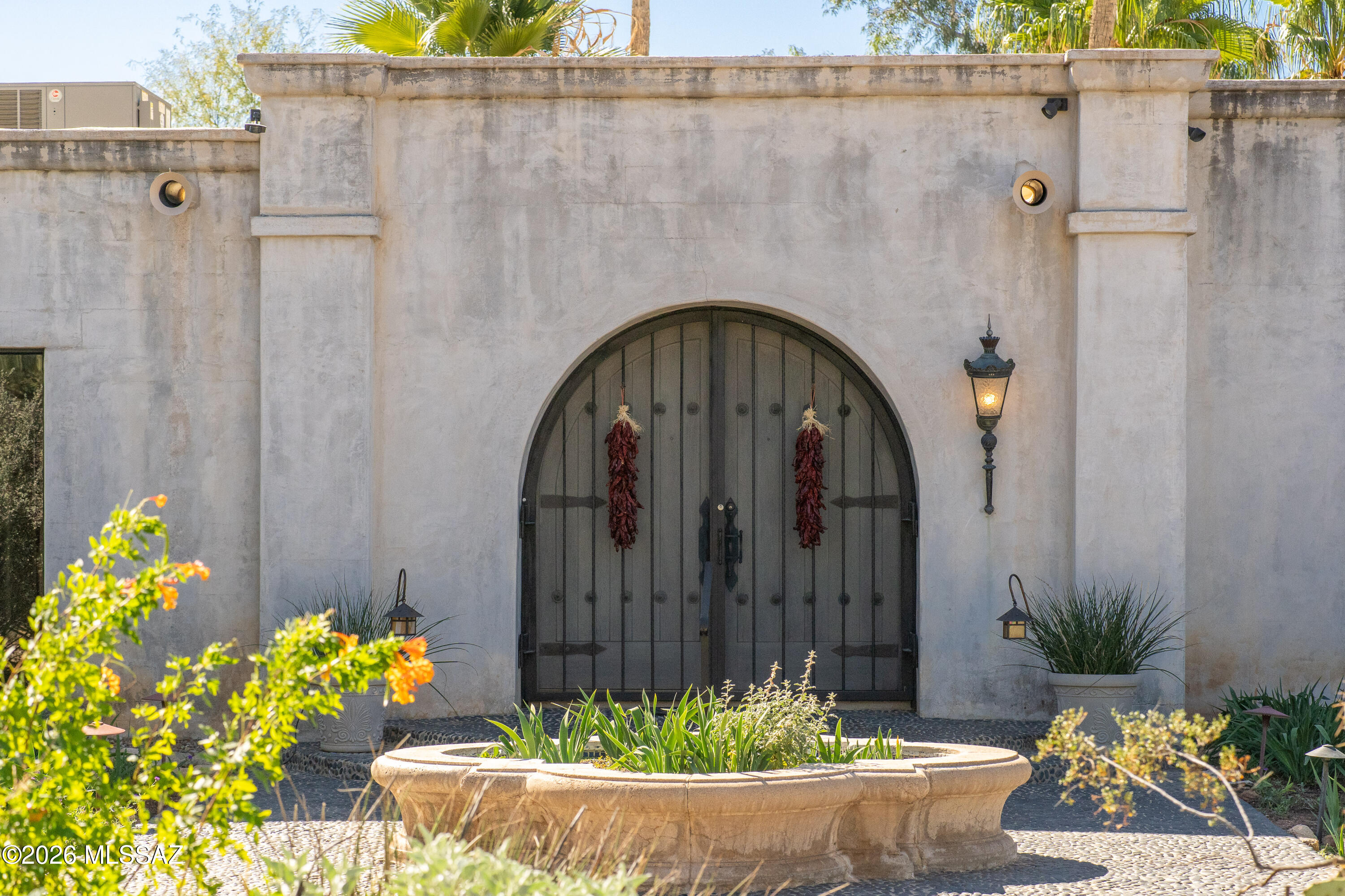 2820 E Cerrada Los Palitos