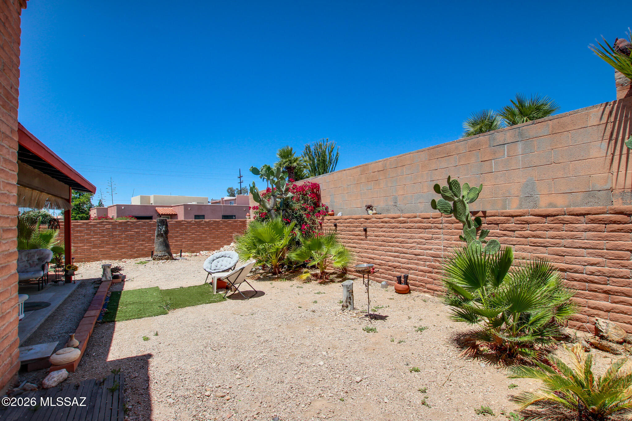La Serena Townhouses (1-25) - Residential