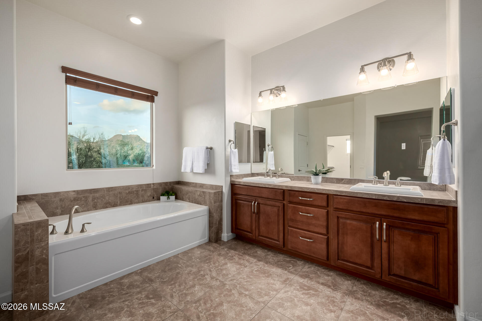 Preserve III at Dove Mtn (306-486,530-534,577-605) - Residential