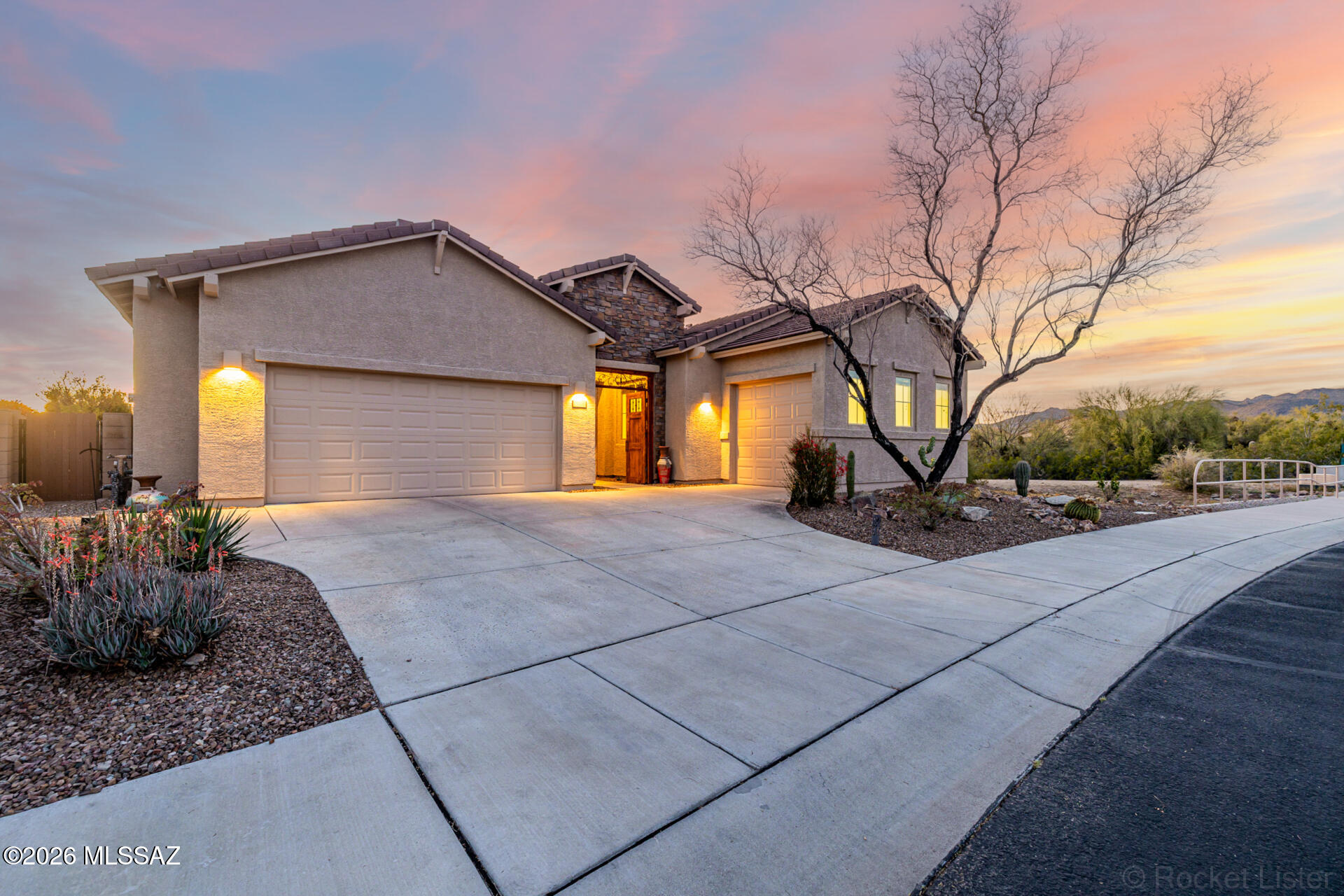 Preserve III at Dove Mtn (306-486,530-534,577-605) - Residential