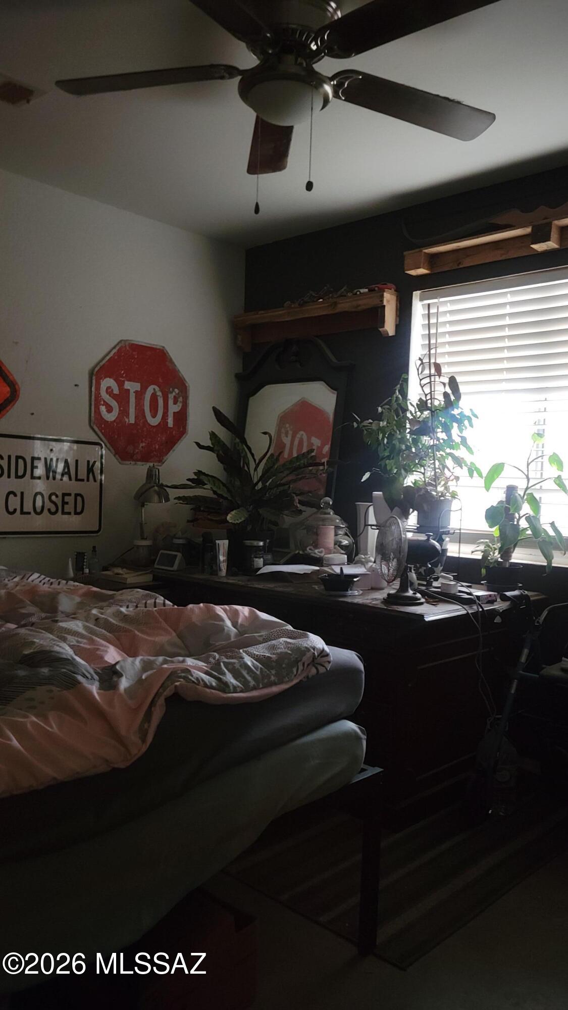 9810 E Stonehaven Way