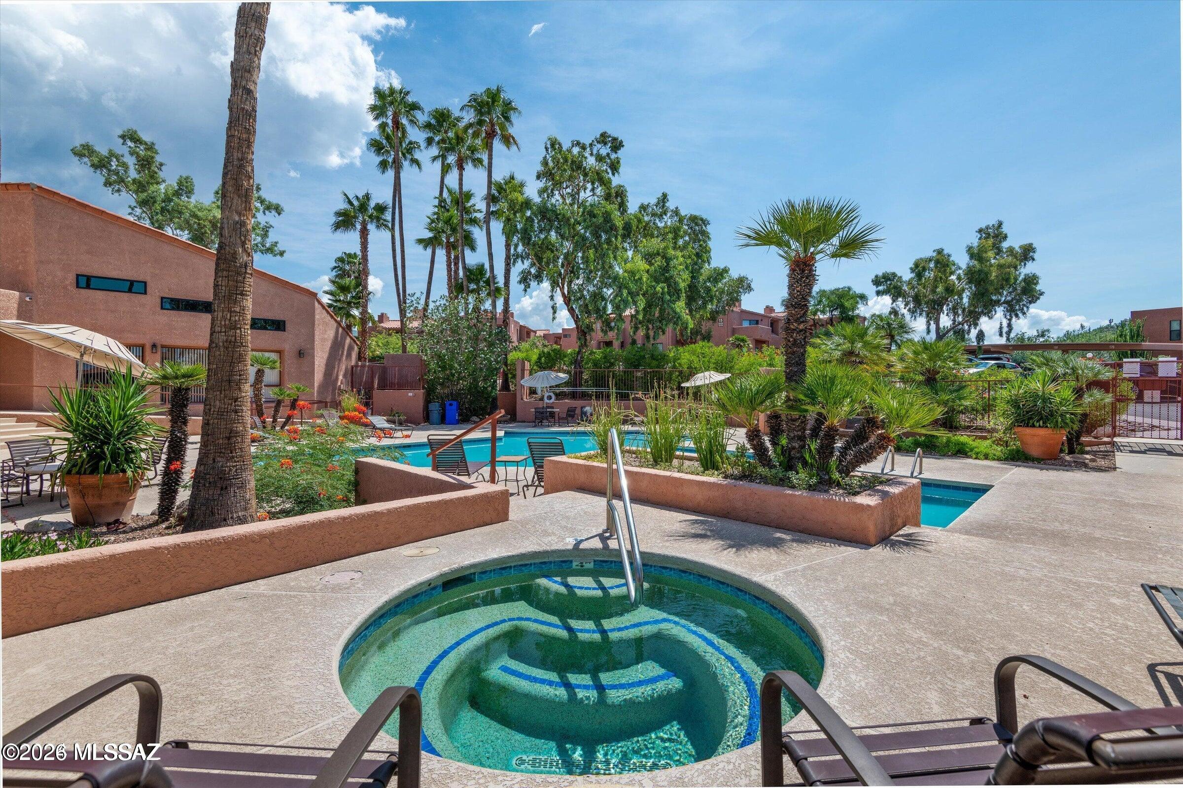 Ventana Vista Condominiums - Residential