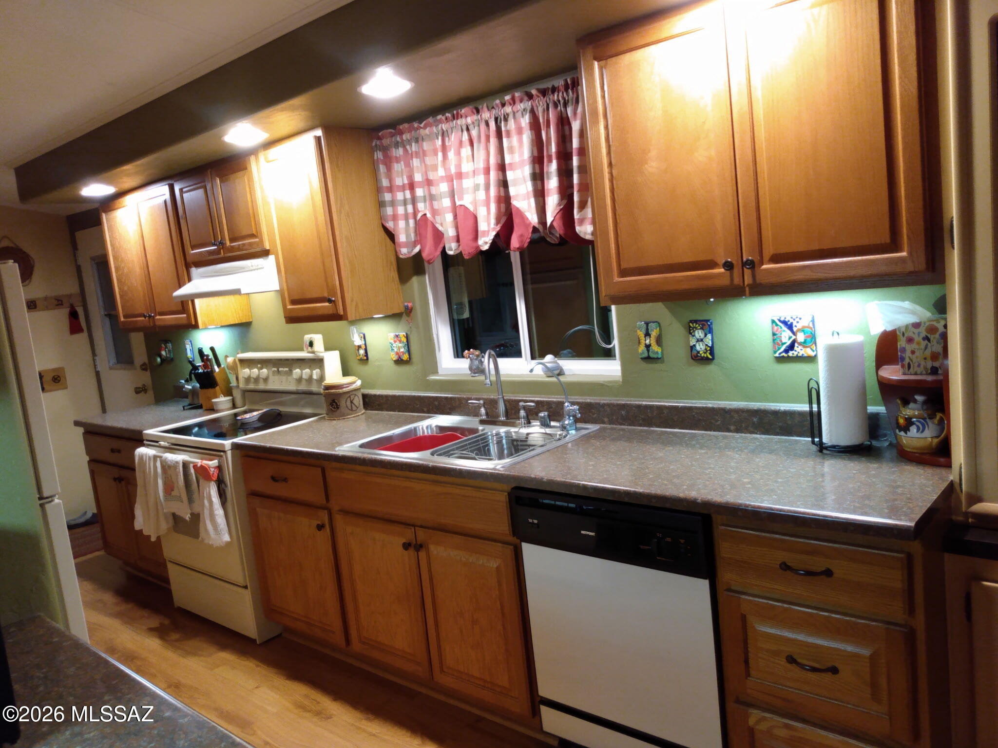 5541 W Lazy S Street