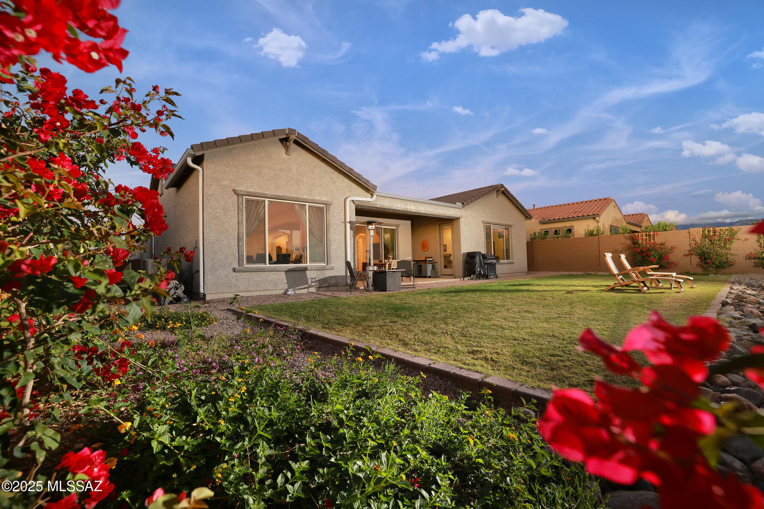 2567 W Plateau Ridge Drive