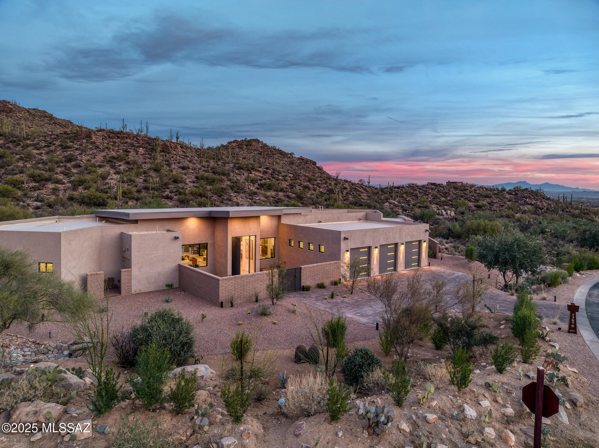 Canyon Pass At Dove Mountain - Residential