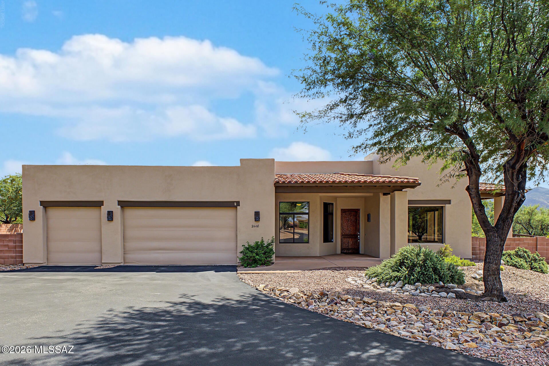 2448 N Barnwall Court