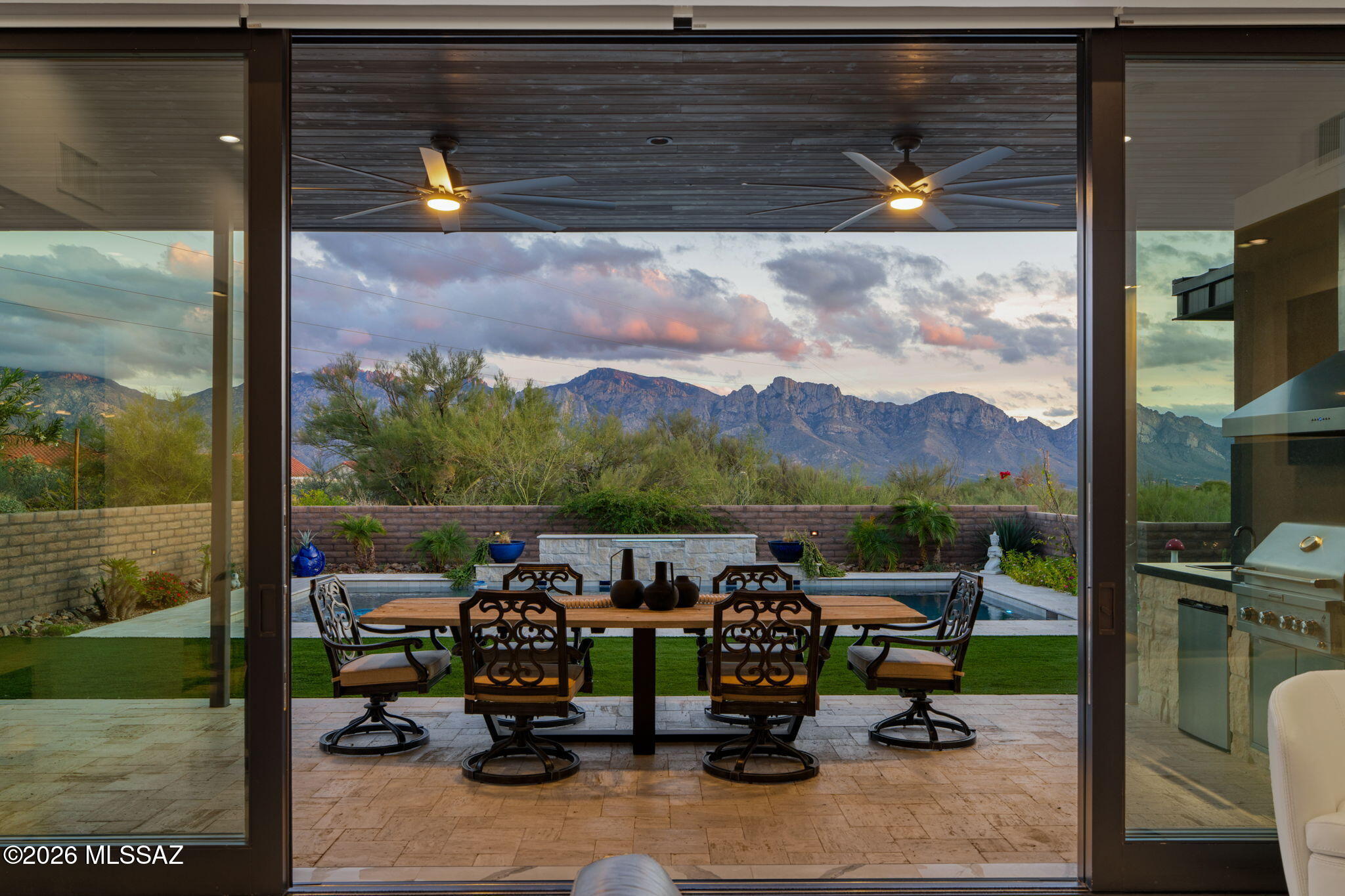 Honey Bee Ridge(The Estates At) - Residential