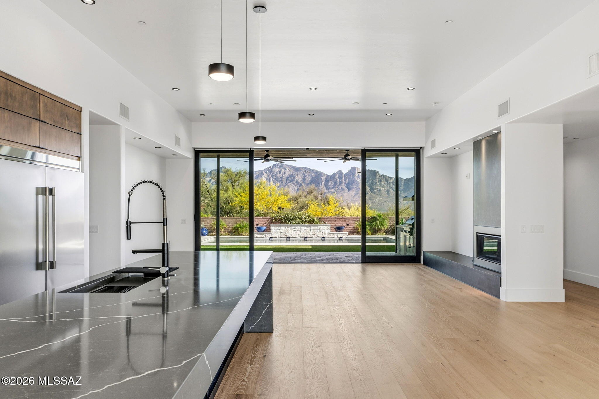 Honey Bee Ridge(The Estates At) - Residential