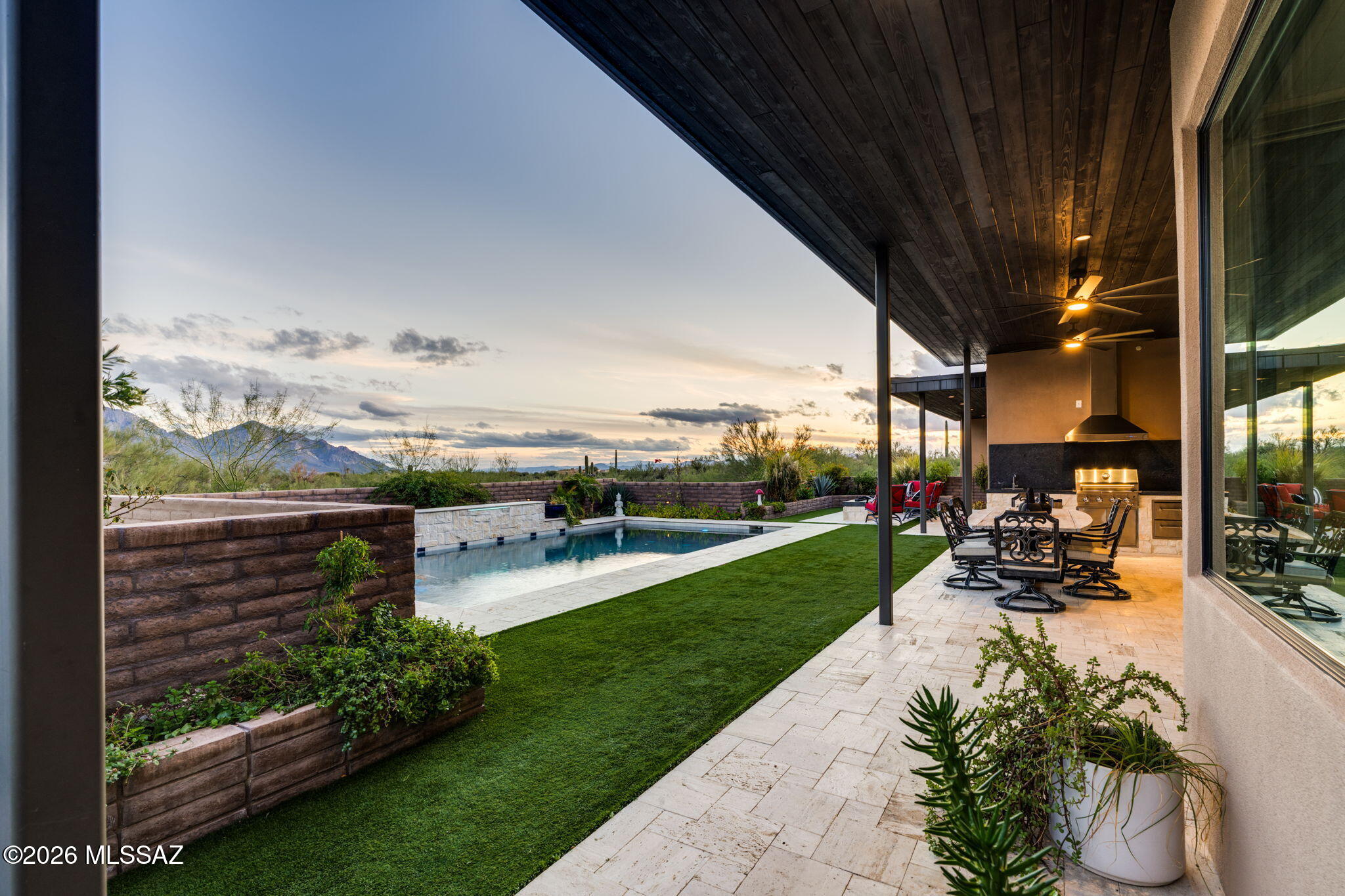 Honey Bee Ridge(The Estates At) - Residential