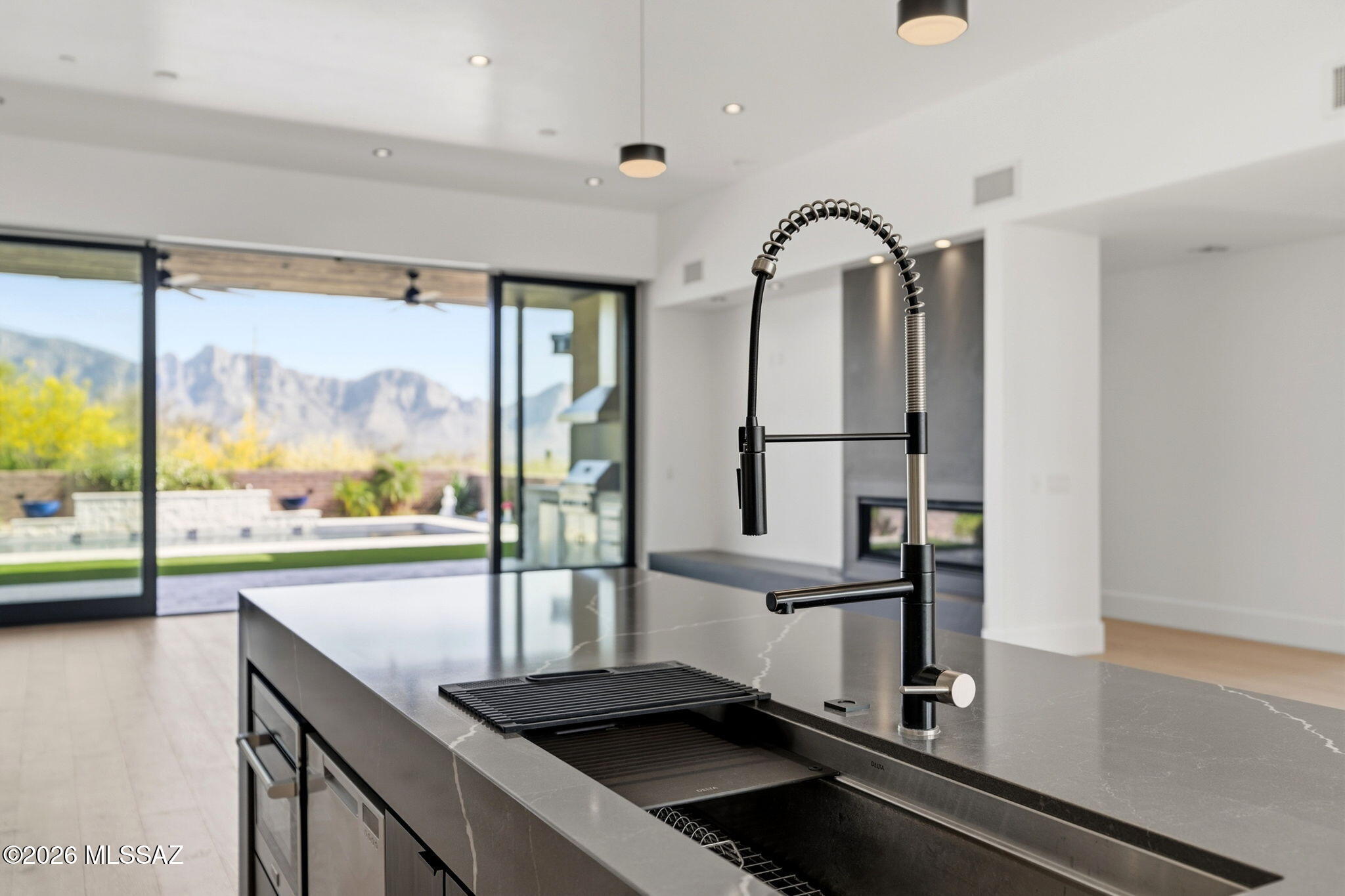 Honey Bee Ridge(The Estates At) - Residential