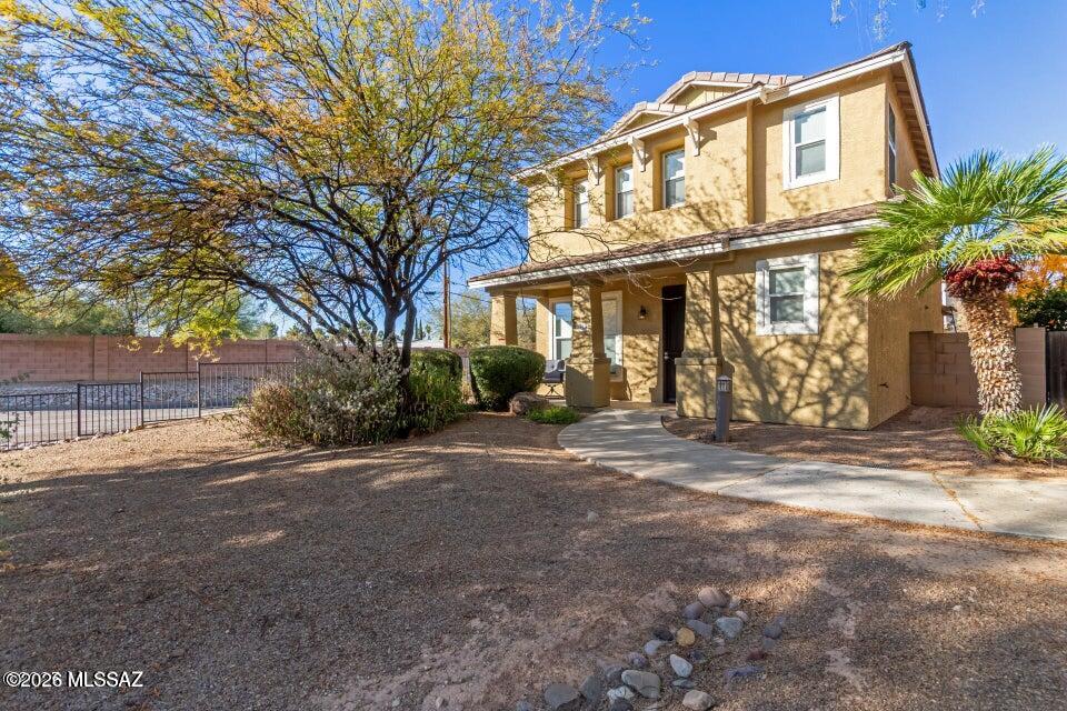 Catalina Vistas - Residential Lease
