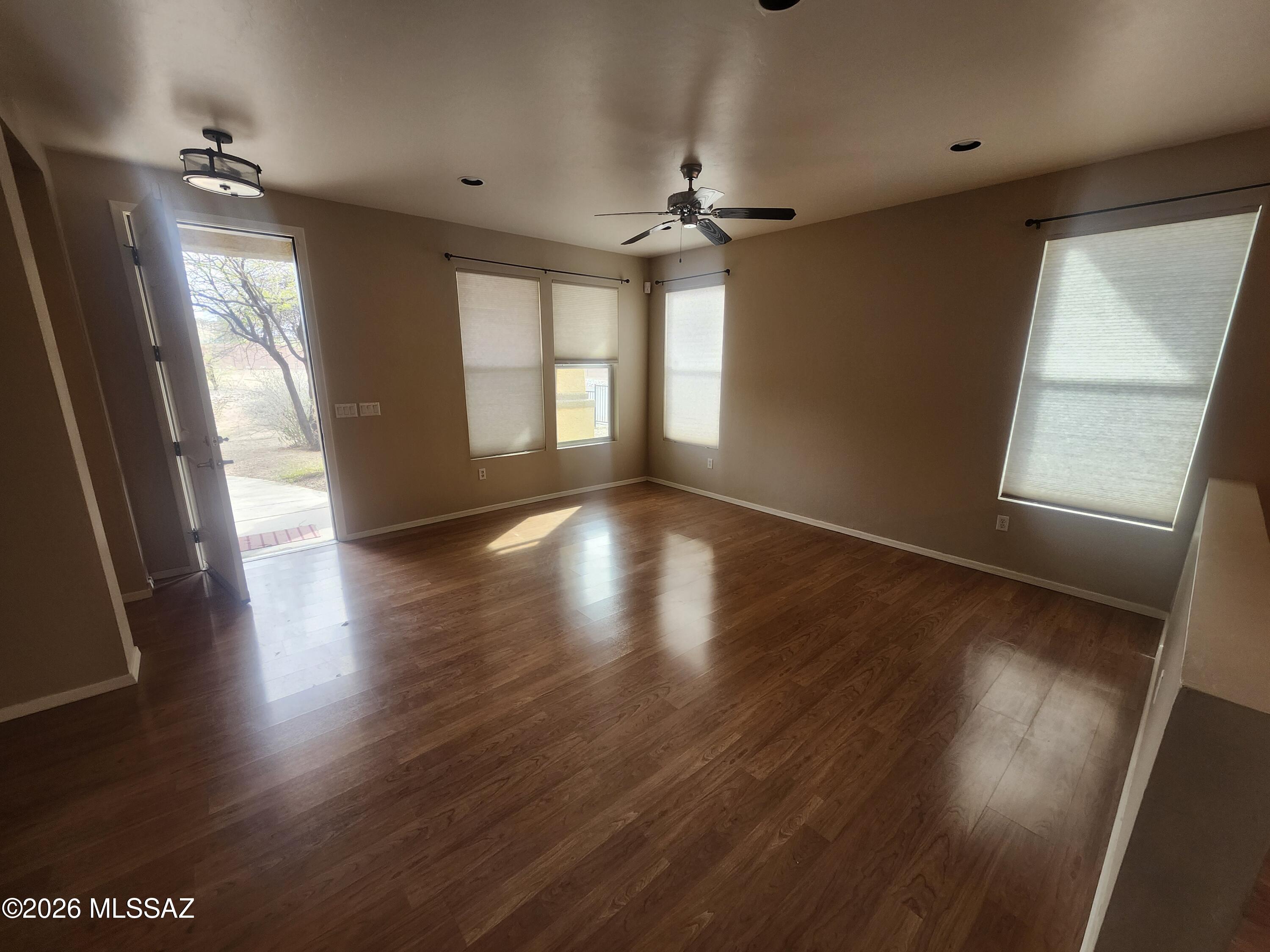 Catalina Vistas - Residential Lease