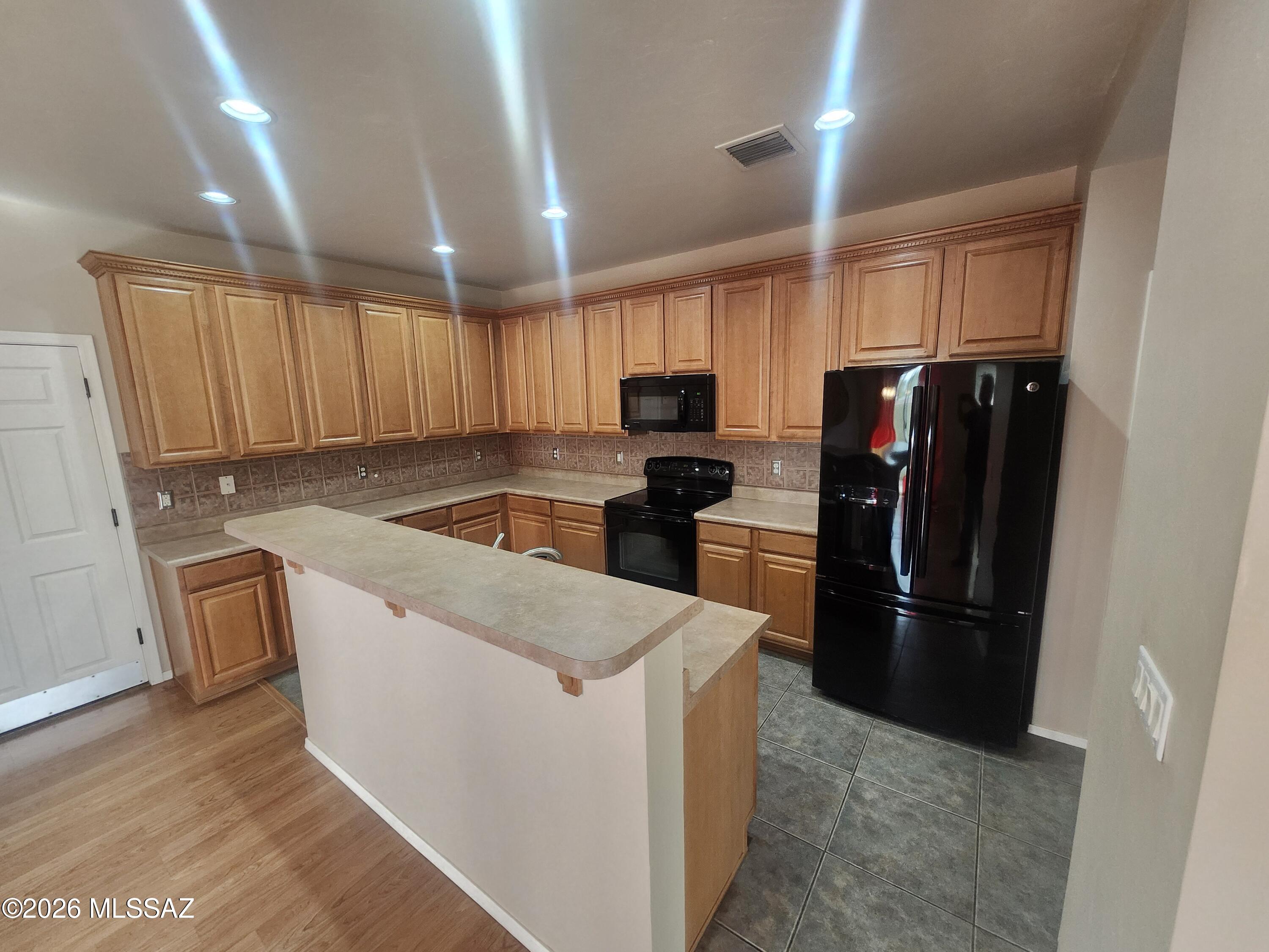 Catalina Vistas - Residential Lease