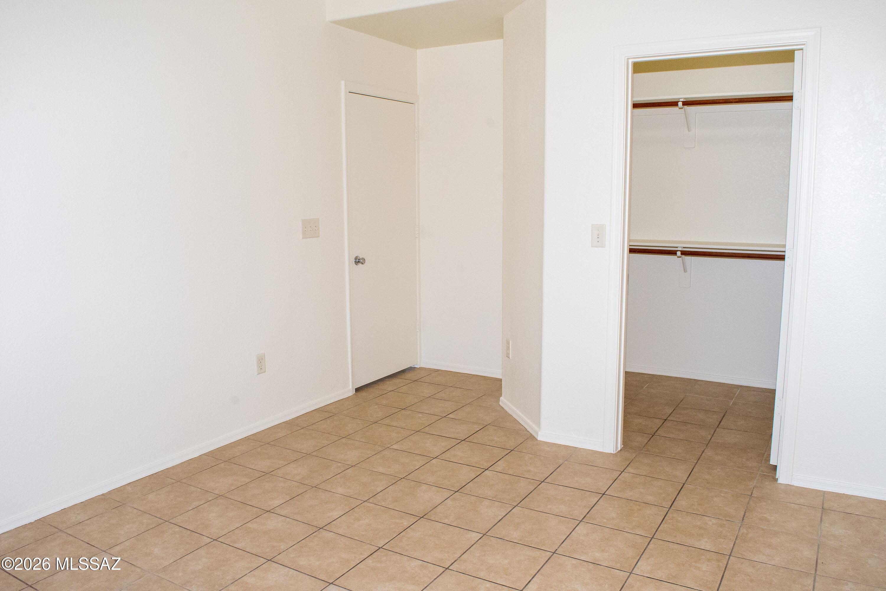 Tres Pueblos - Residential