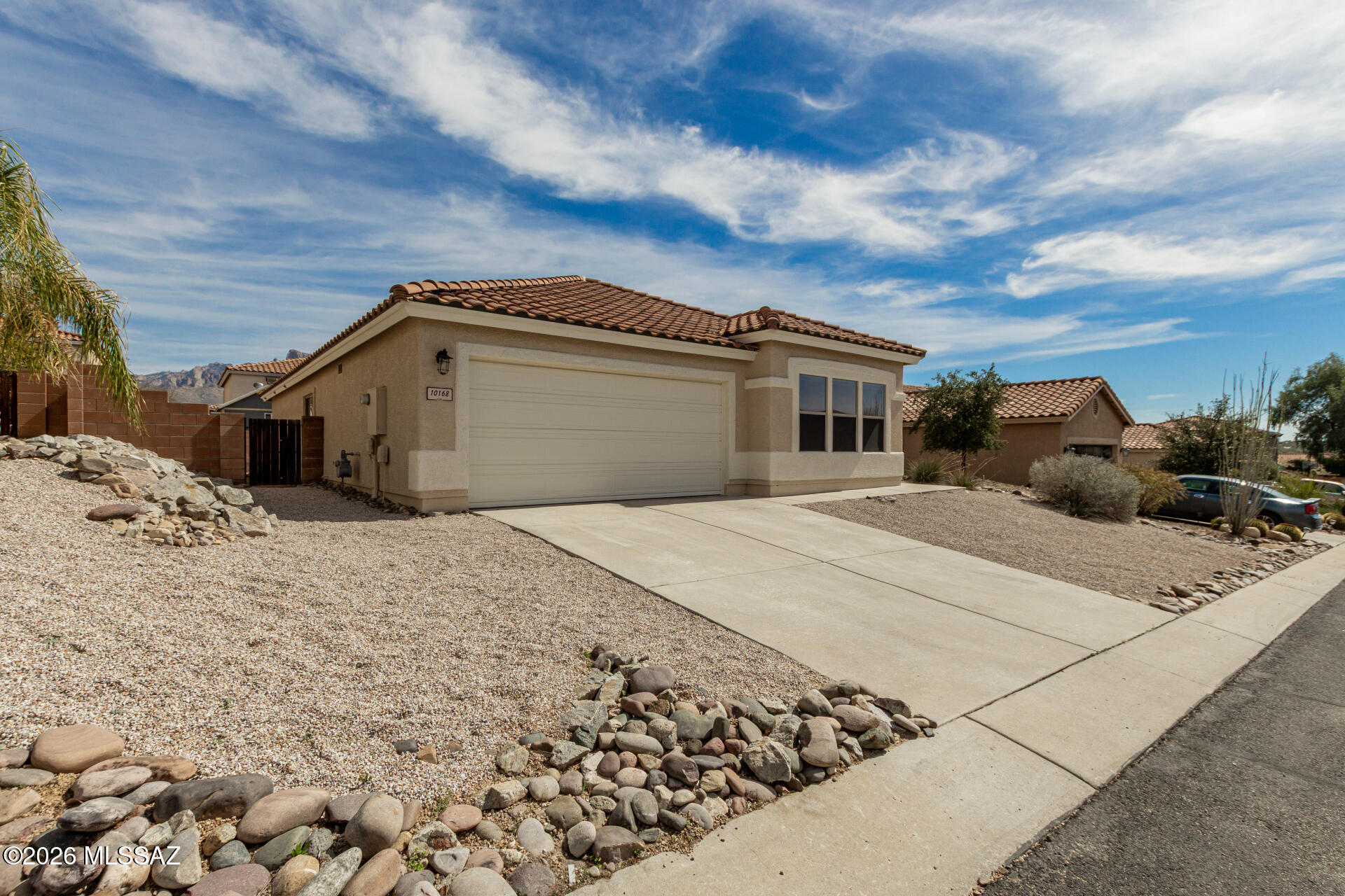 10168 N Pitchingwedge Lane