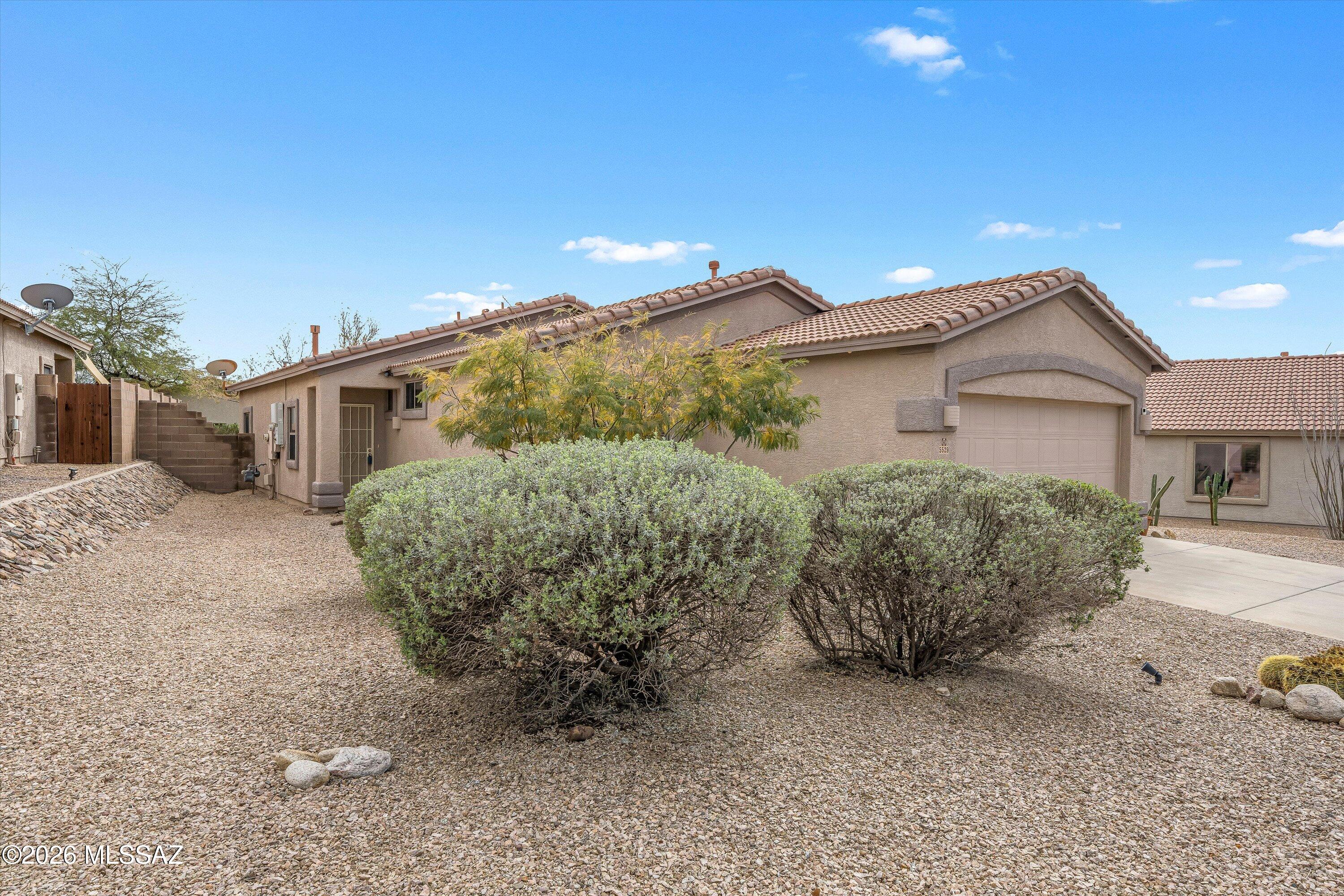 5529 W Crimson Bluff Drive