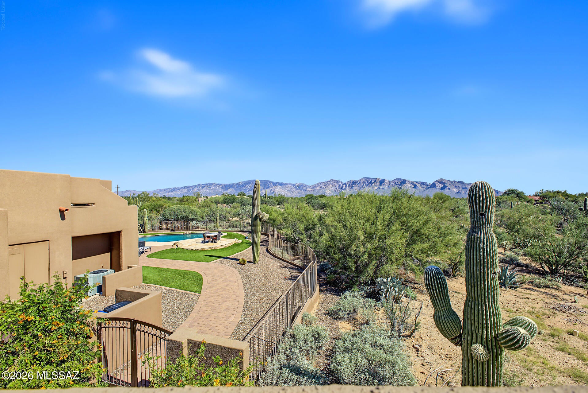 12770 N Coyote Crossing Trail