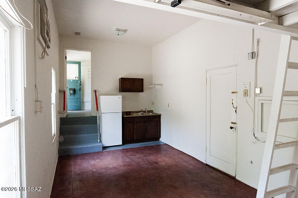 West University Court (1-7) - Residential