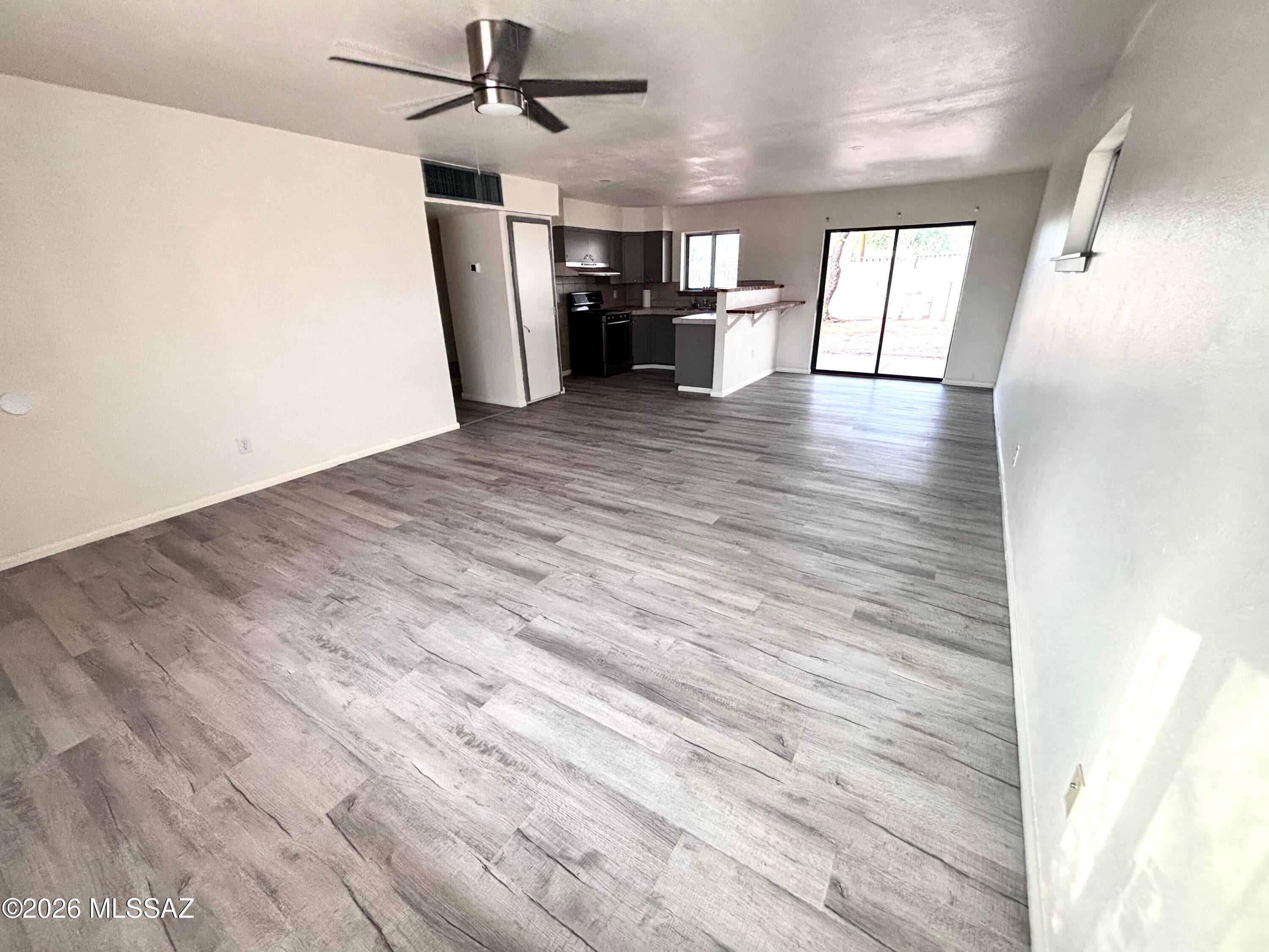 1370 N Railroad Drive