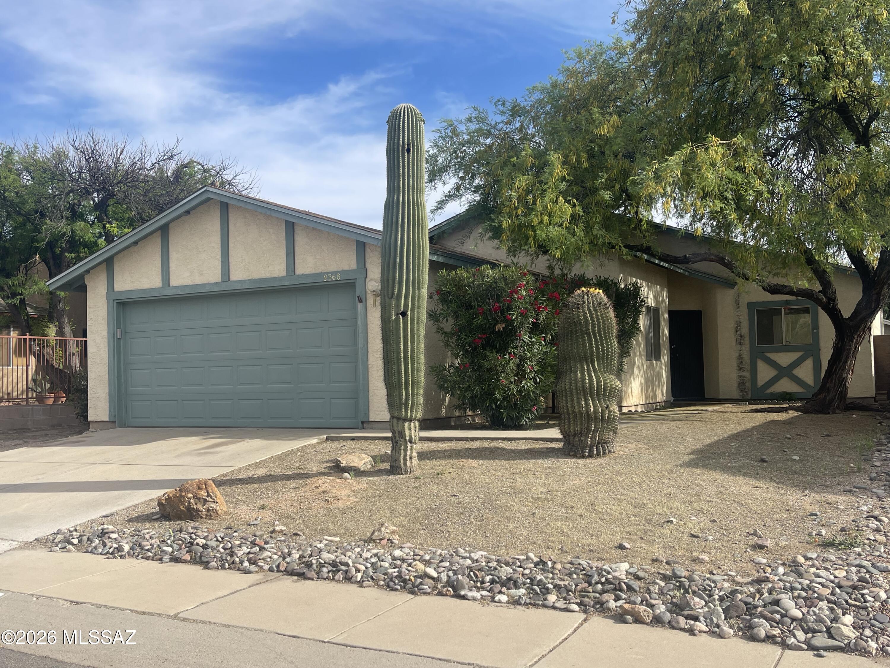 9368 N Hampshire Drive