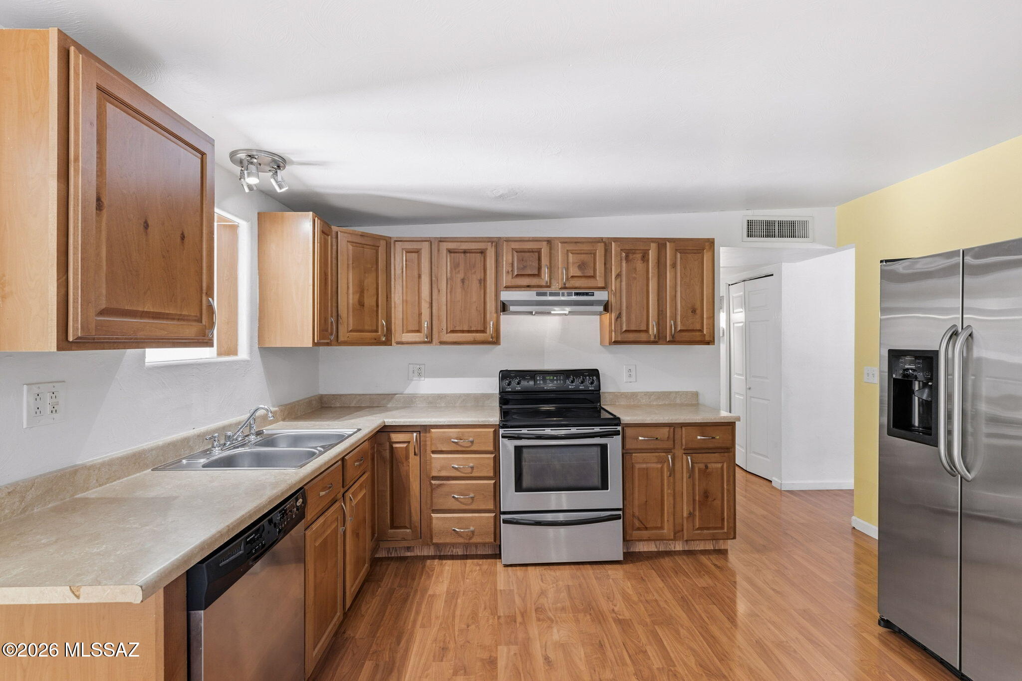 Westgate Townhouses Condos - Residential