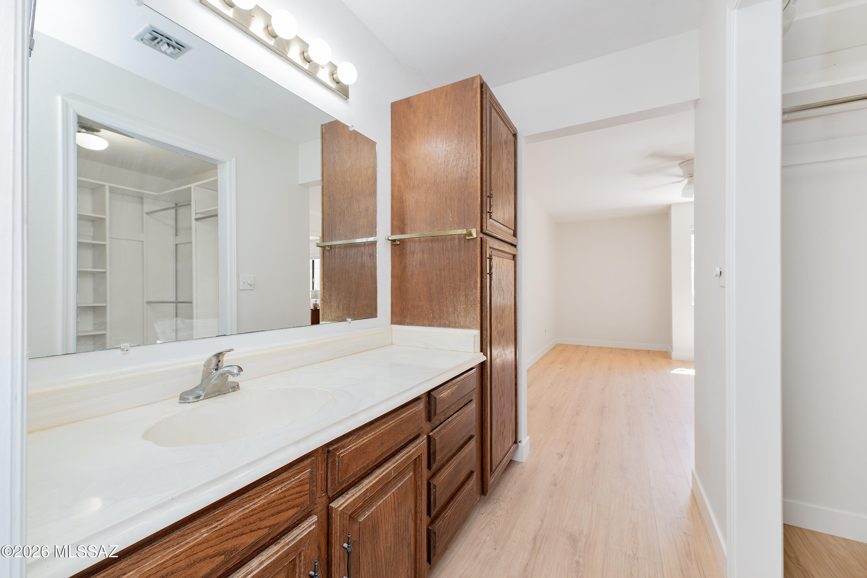 La Fontana (1-22) - Residential