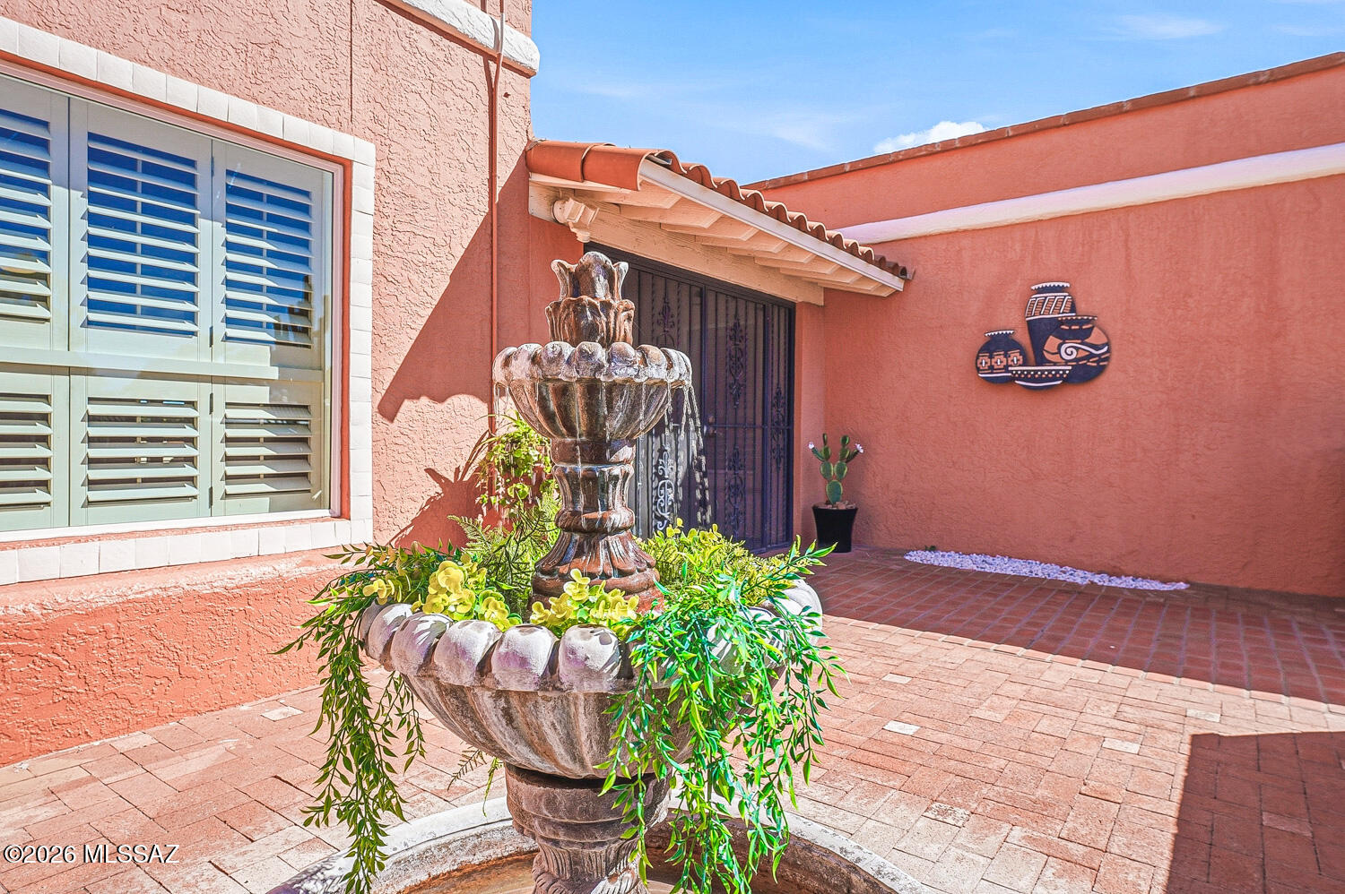 1121 N Abrego Drive