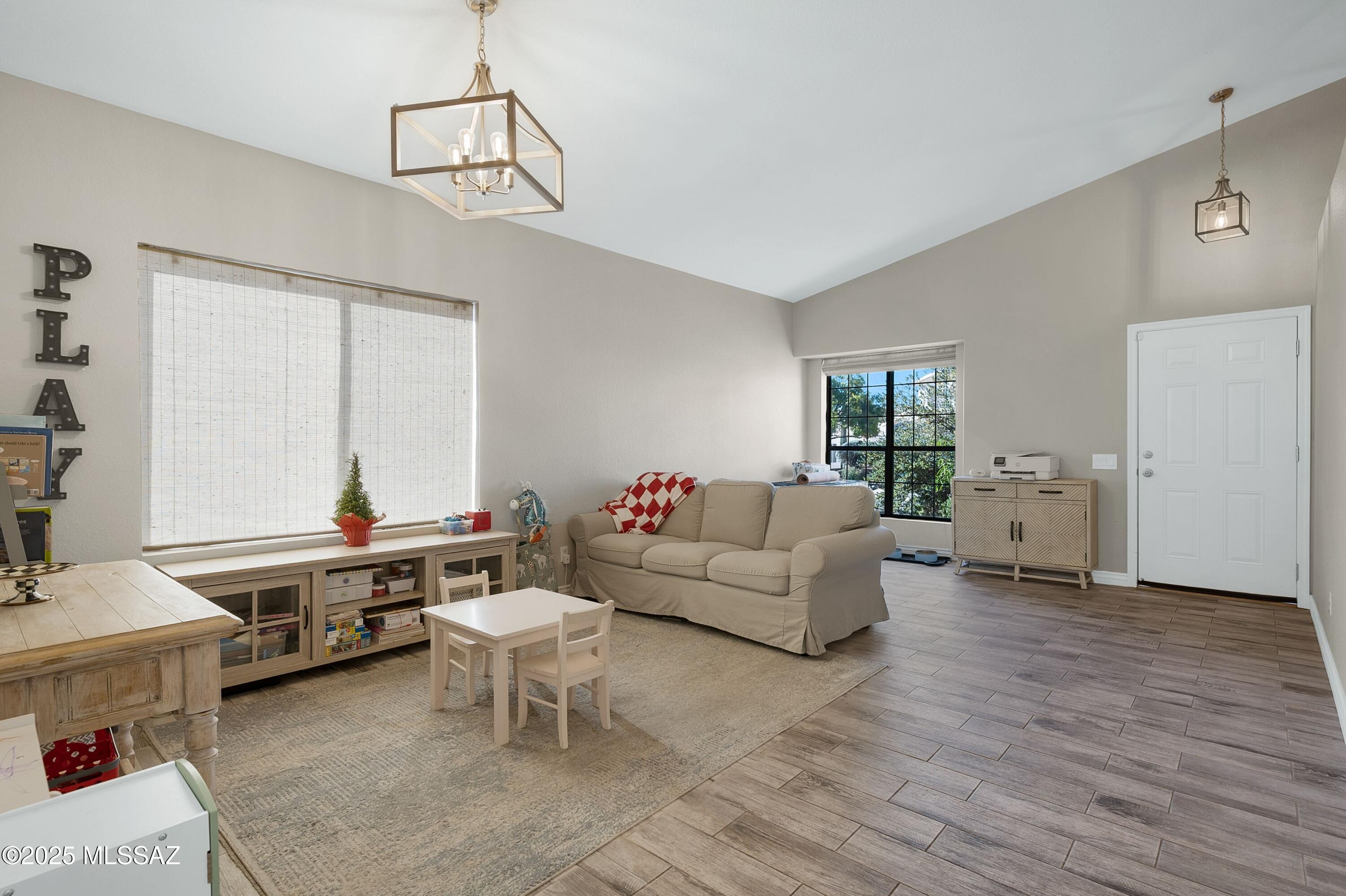 5168 N Standing Rock Place