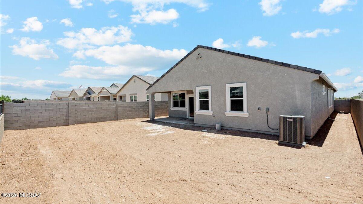 Entranda Del Toro - Residential
