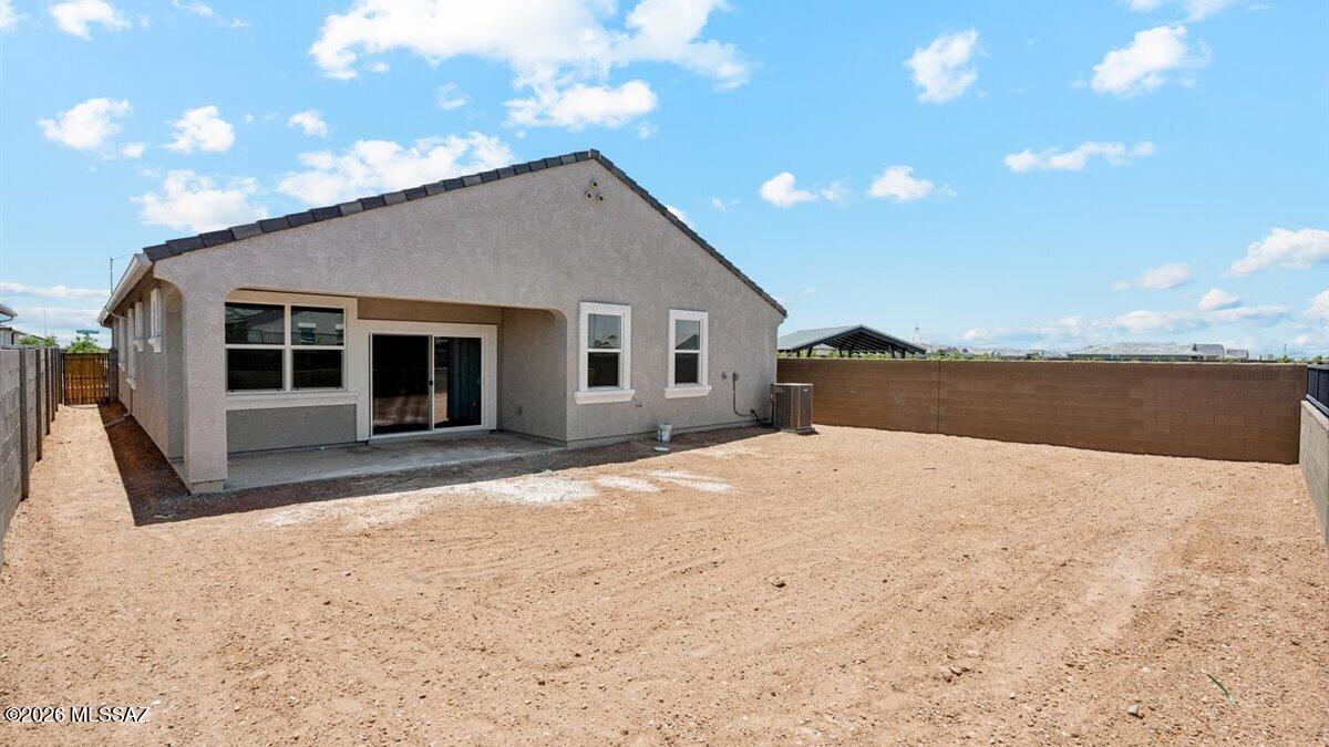 Entranda Del Toro - Residential