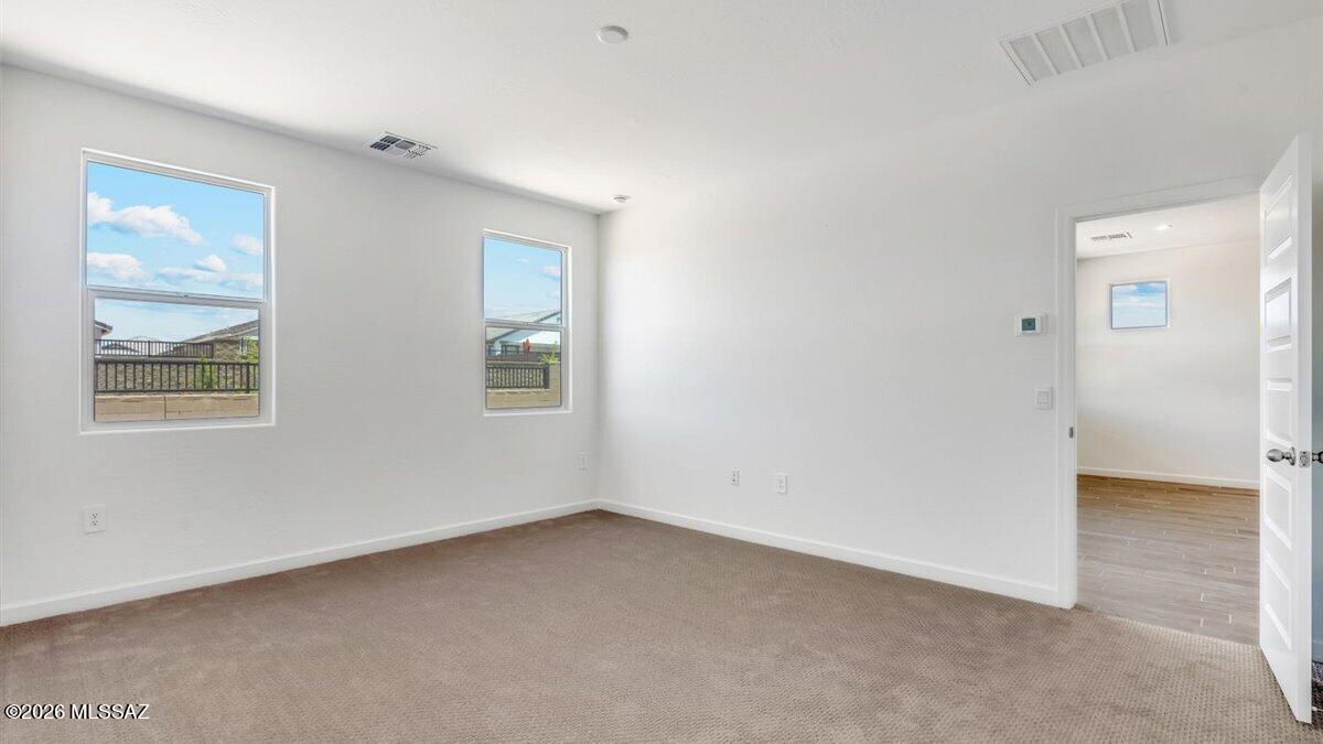Entranda Del Toro - Residential