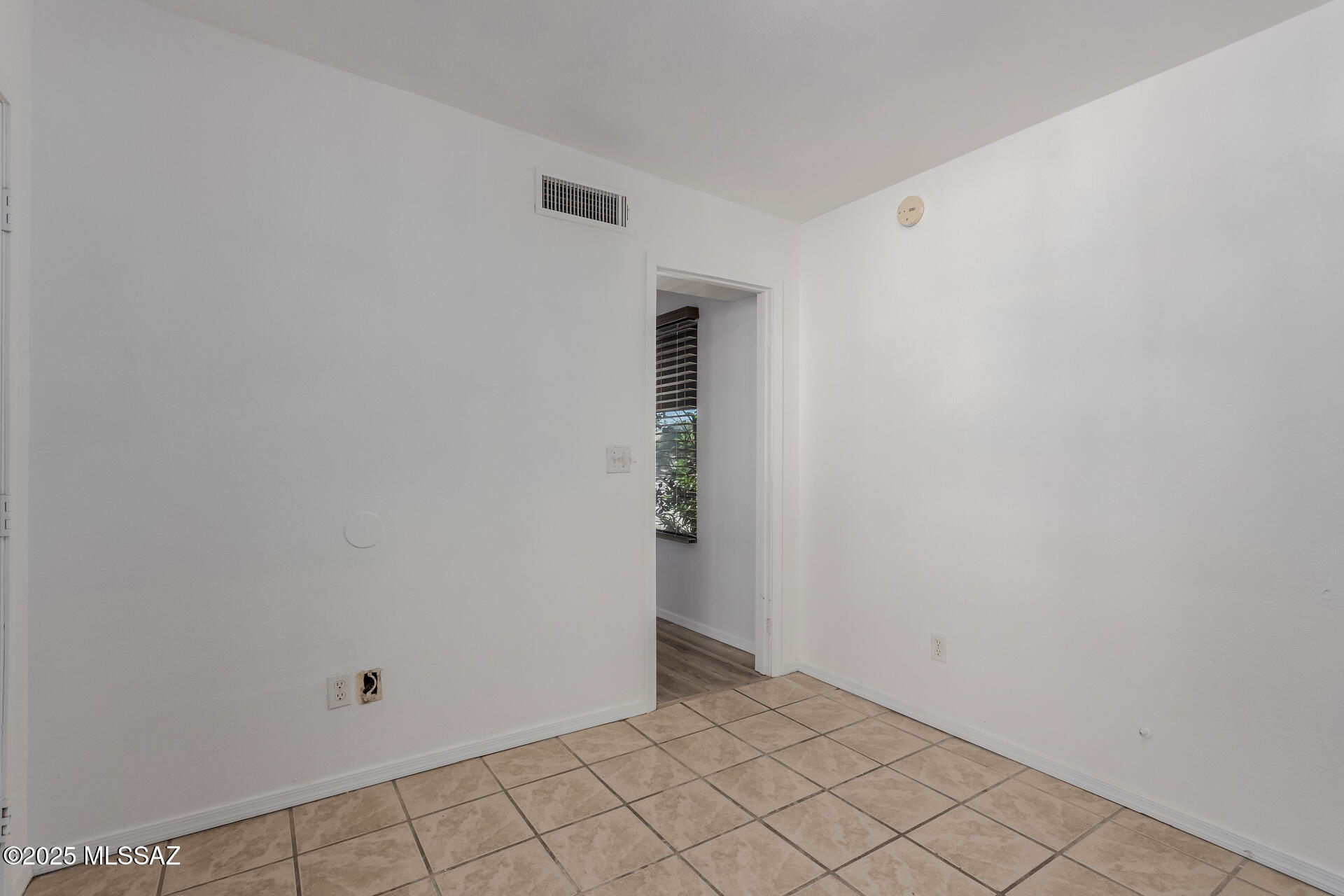 Willow Gardens Condos (1-76) - Residential