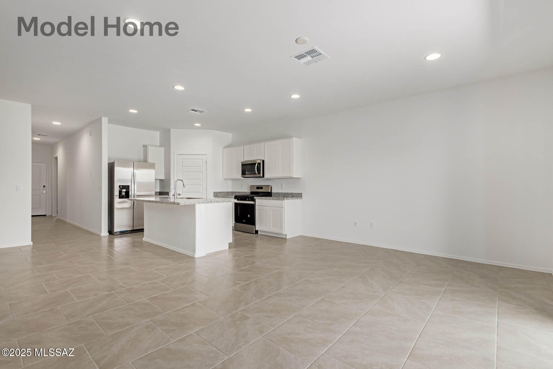 455 W Lexington Street