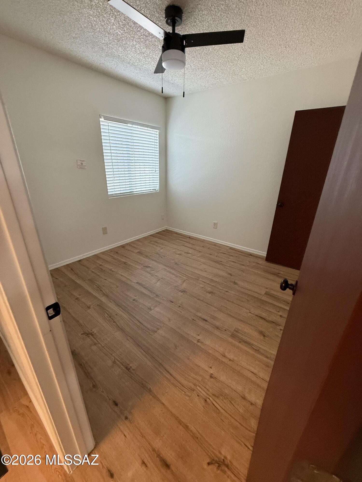 Park West Townhouses (1-183) - Residential Lease