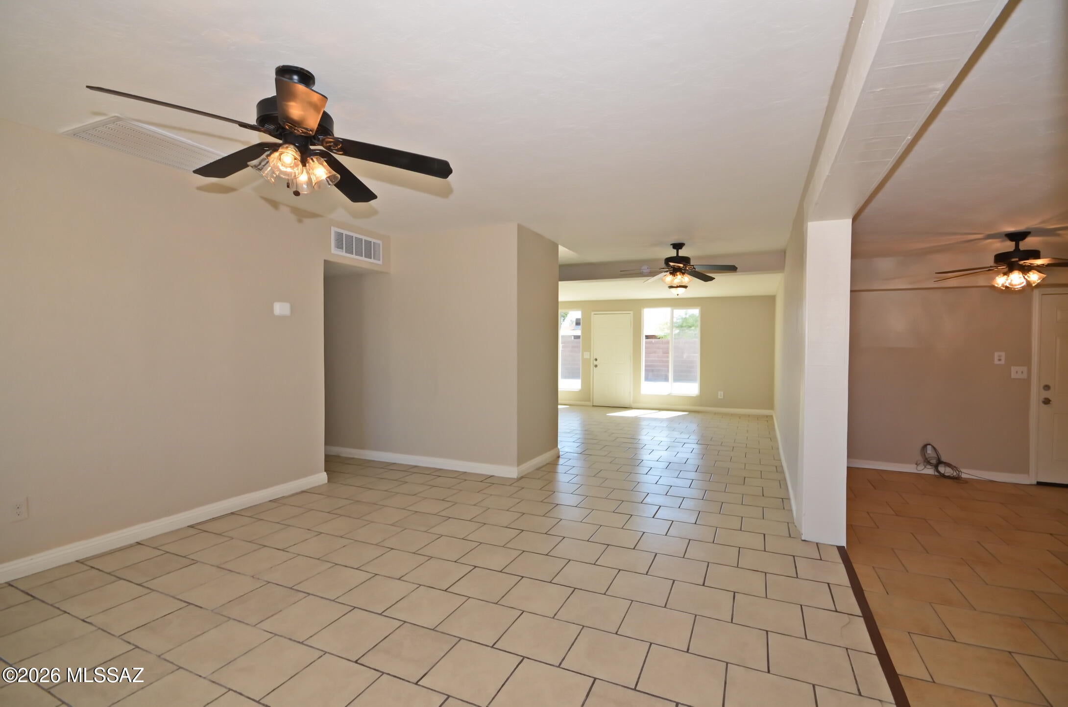 2602 E Coconino Vista