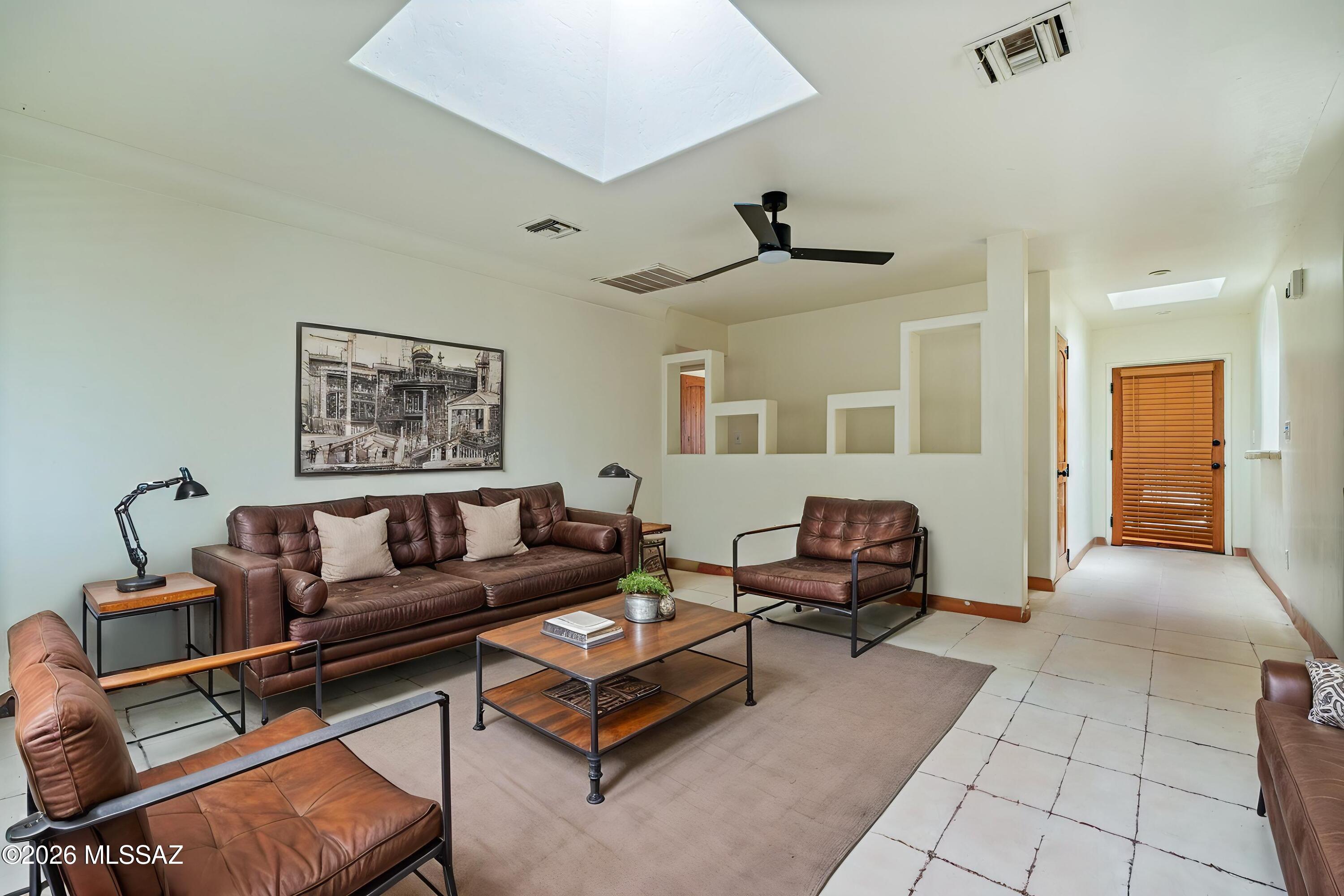 1262 W La Osa Drive