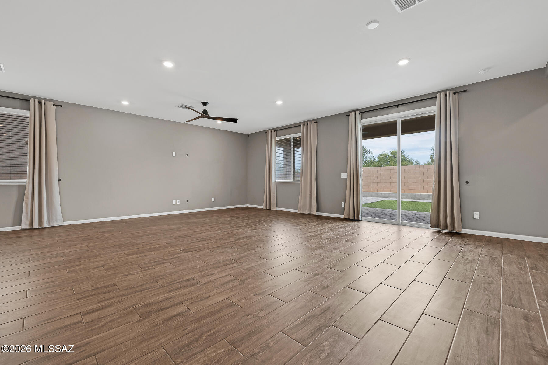 3296 W Shadow Park Way