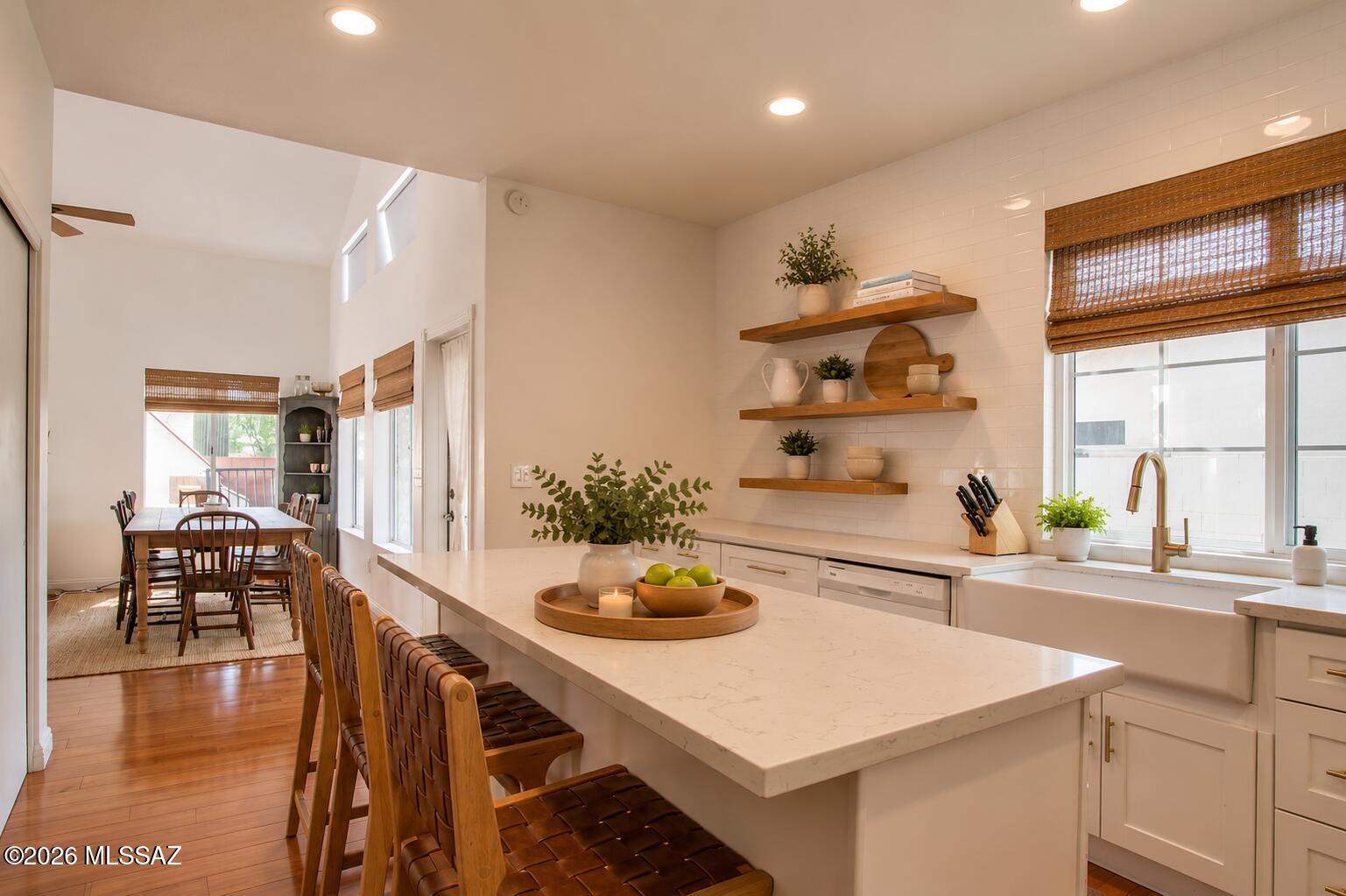 3711 W Butterfly Lane