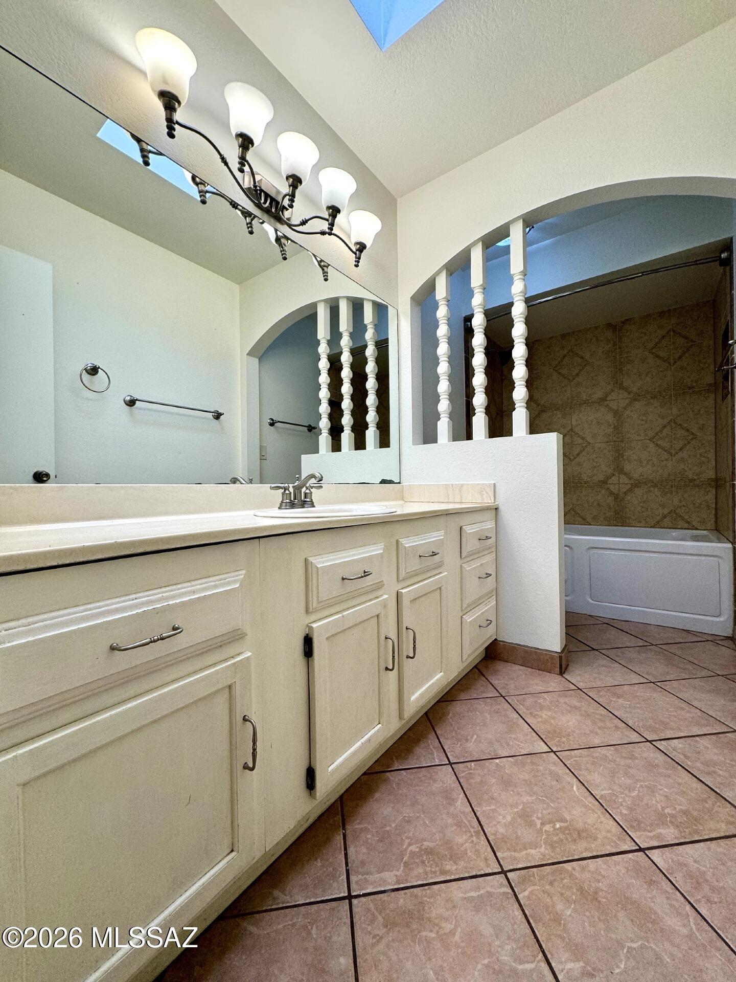 Casitas De Coronado (1-25) - Residential Lease