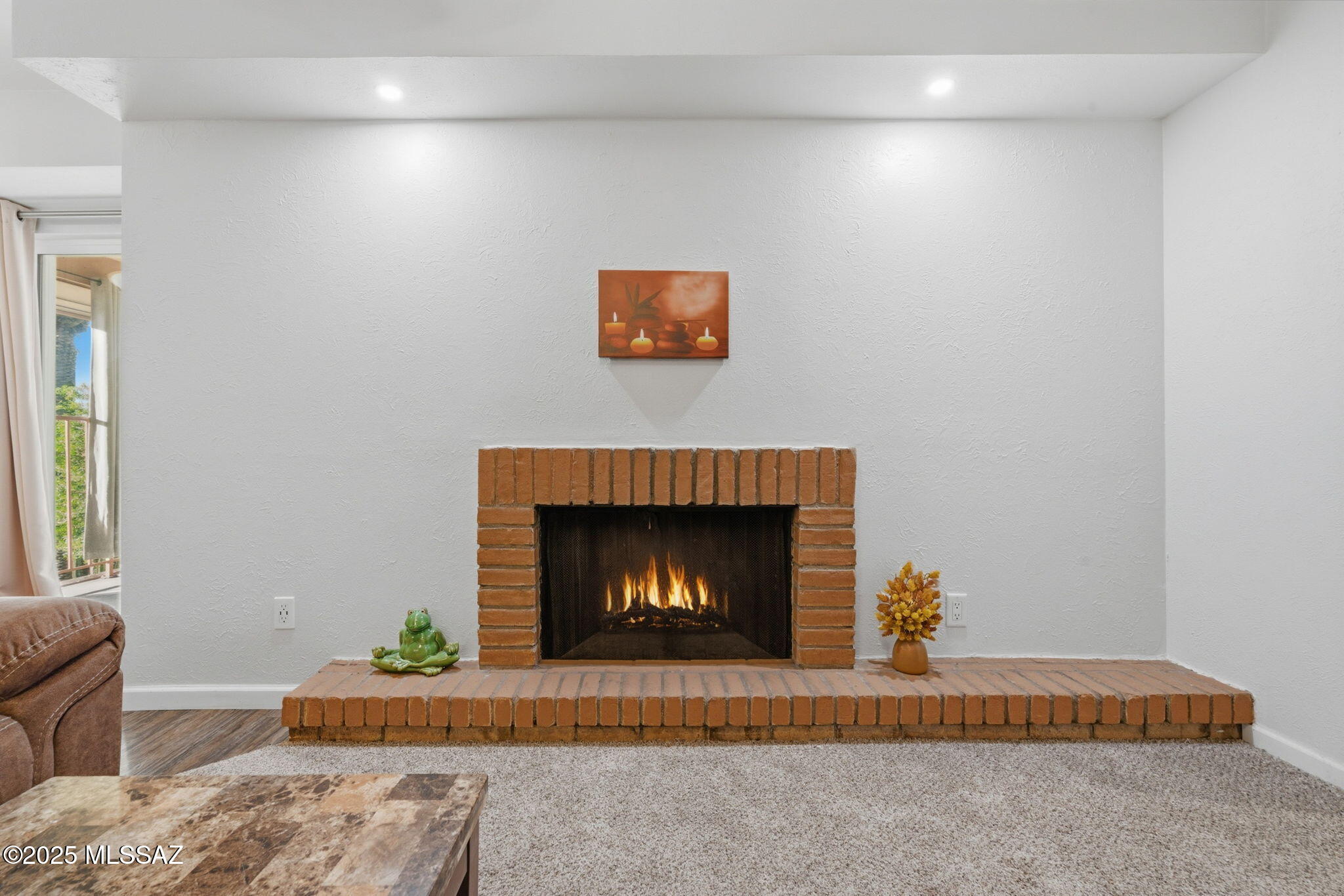 1600 N Wilmot Road 208