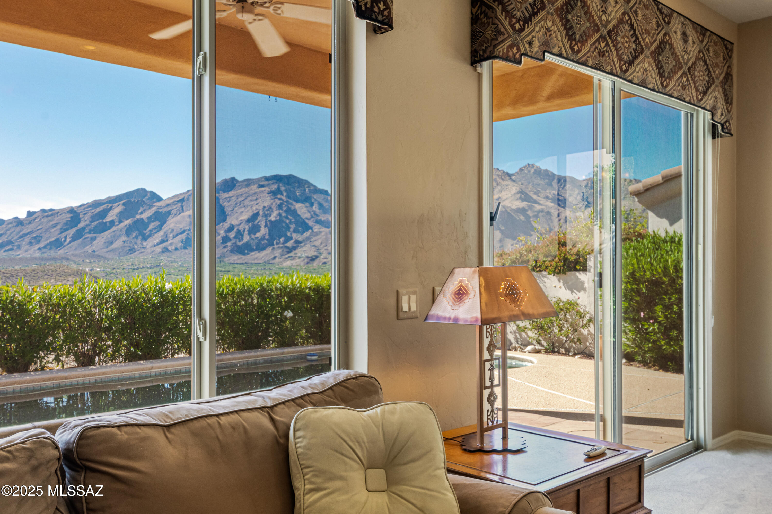 Sabino Mountain (1-290) - Residential