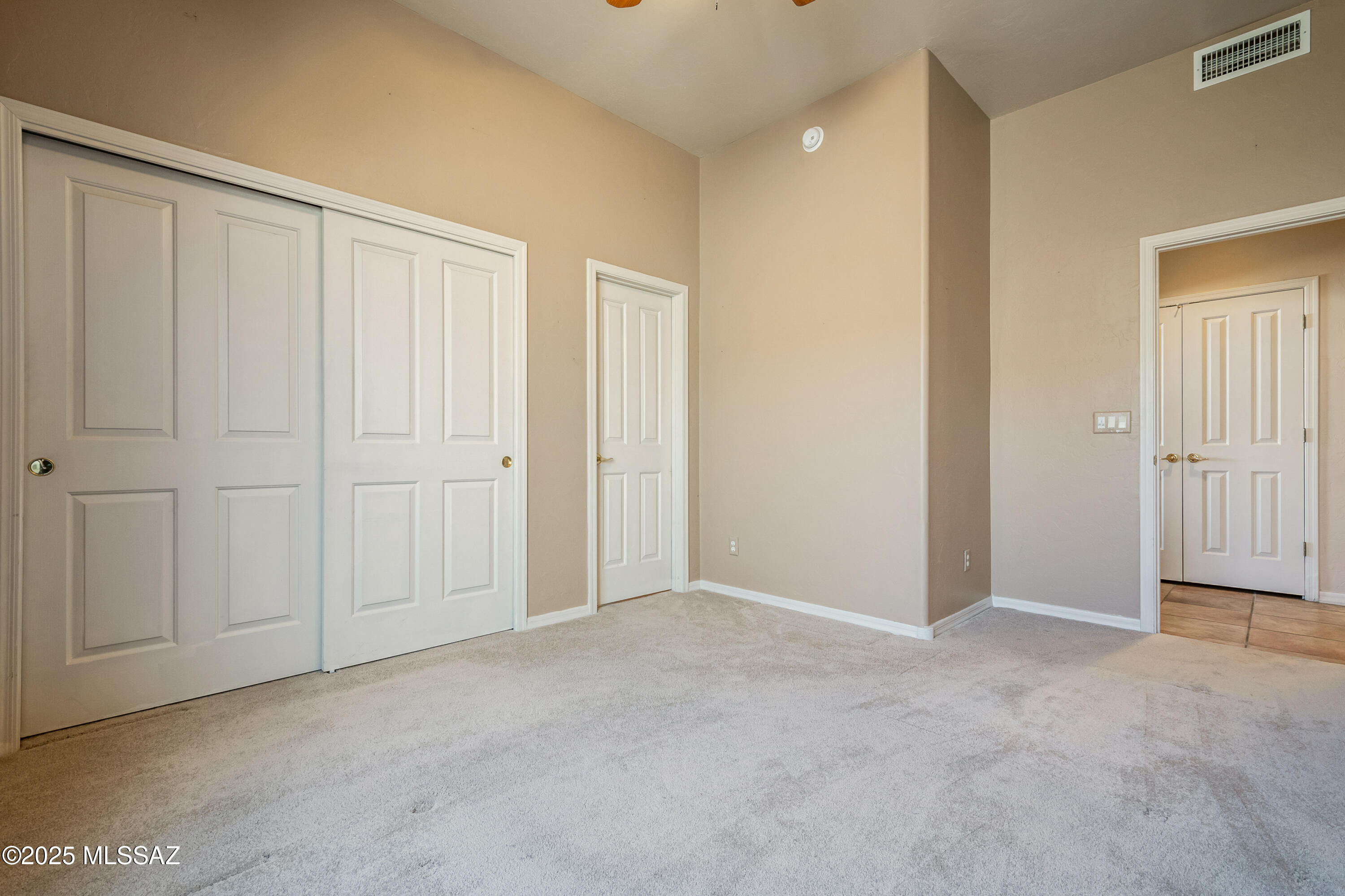 Sabino Mountain (1-290) - Residential