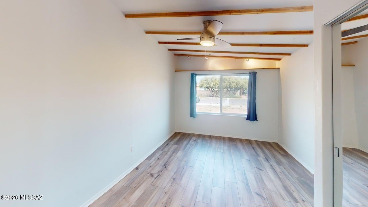 Country Club Manor - Residential Lease